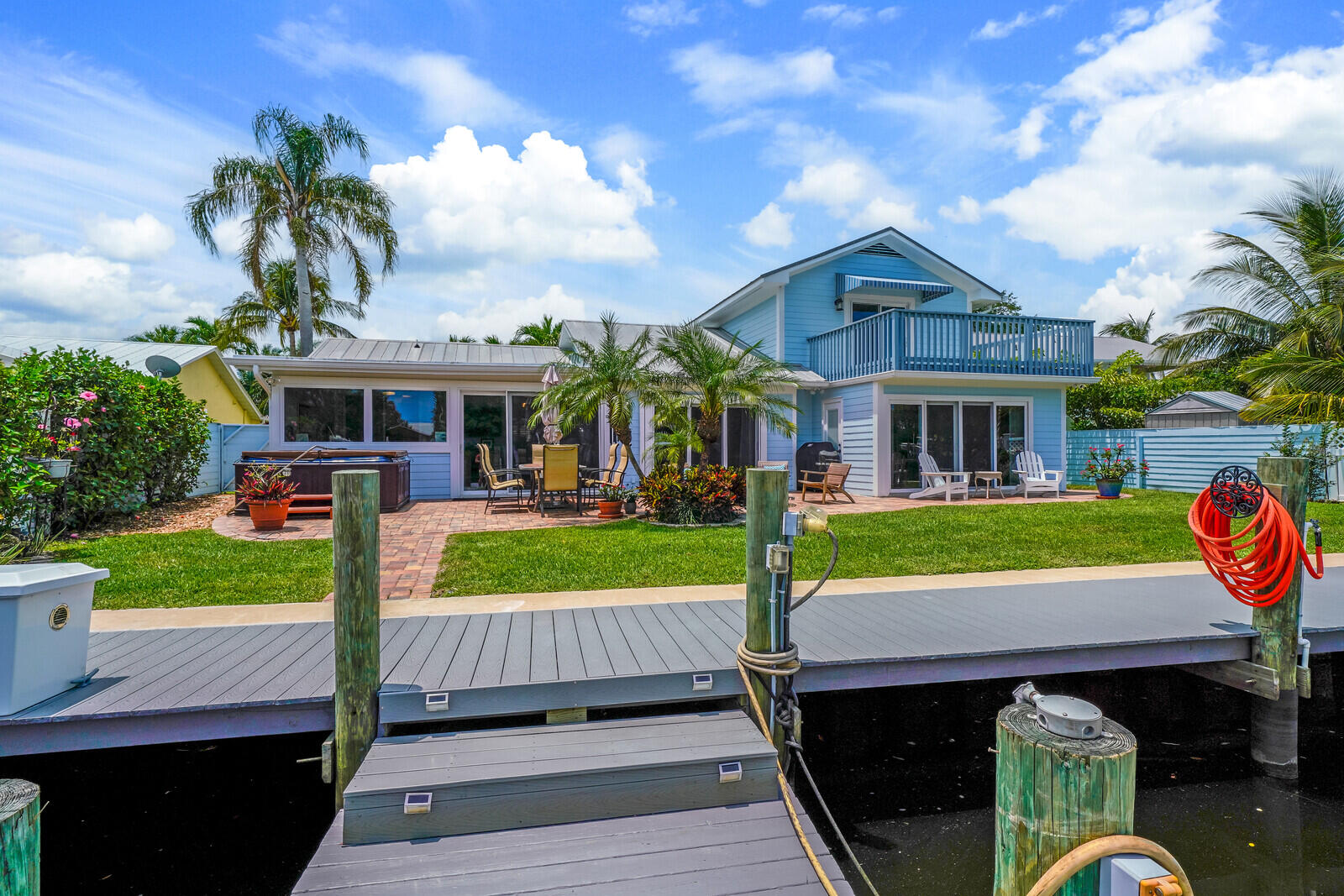 701 SW Pine Tree Lane, Palm City