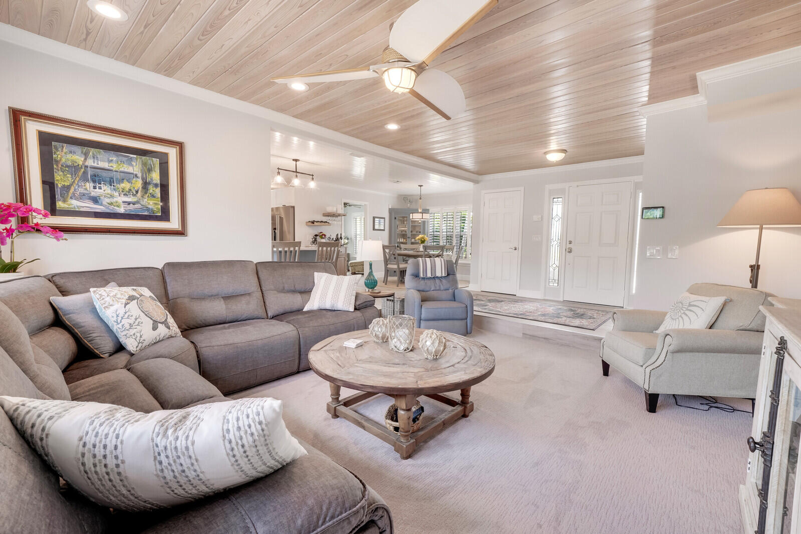 701 SW Pine Tree Lane, Palm City