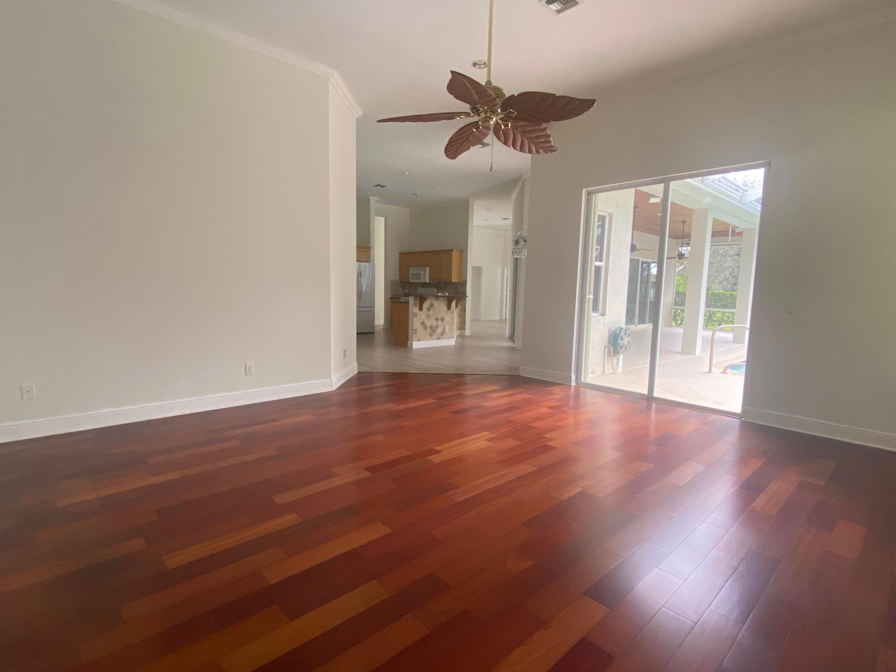 4911 SW Lake Grove Circle, Palm City