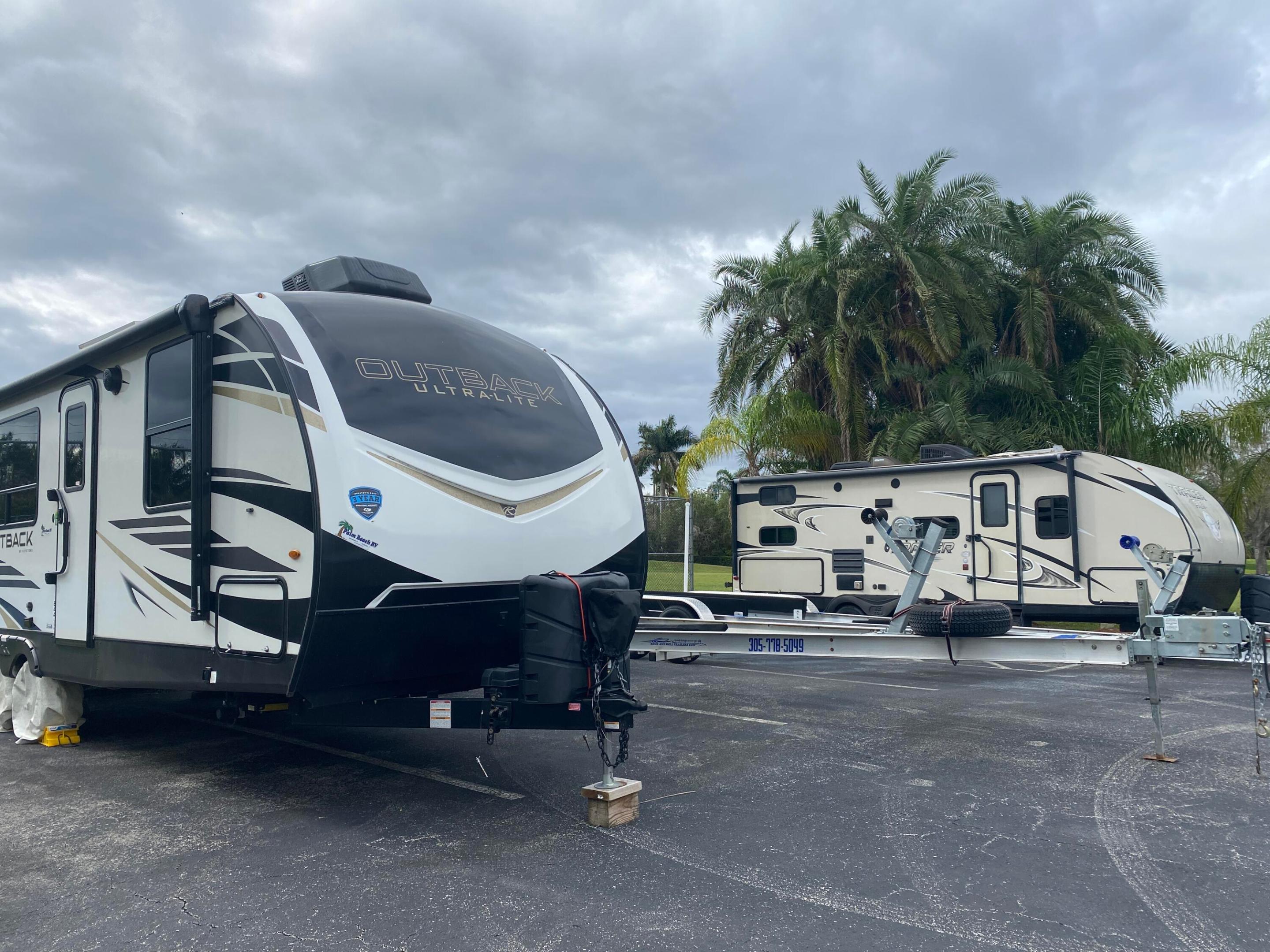 4911 SW Lake Grove Circle, Palm City