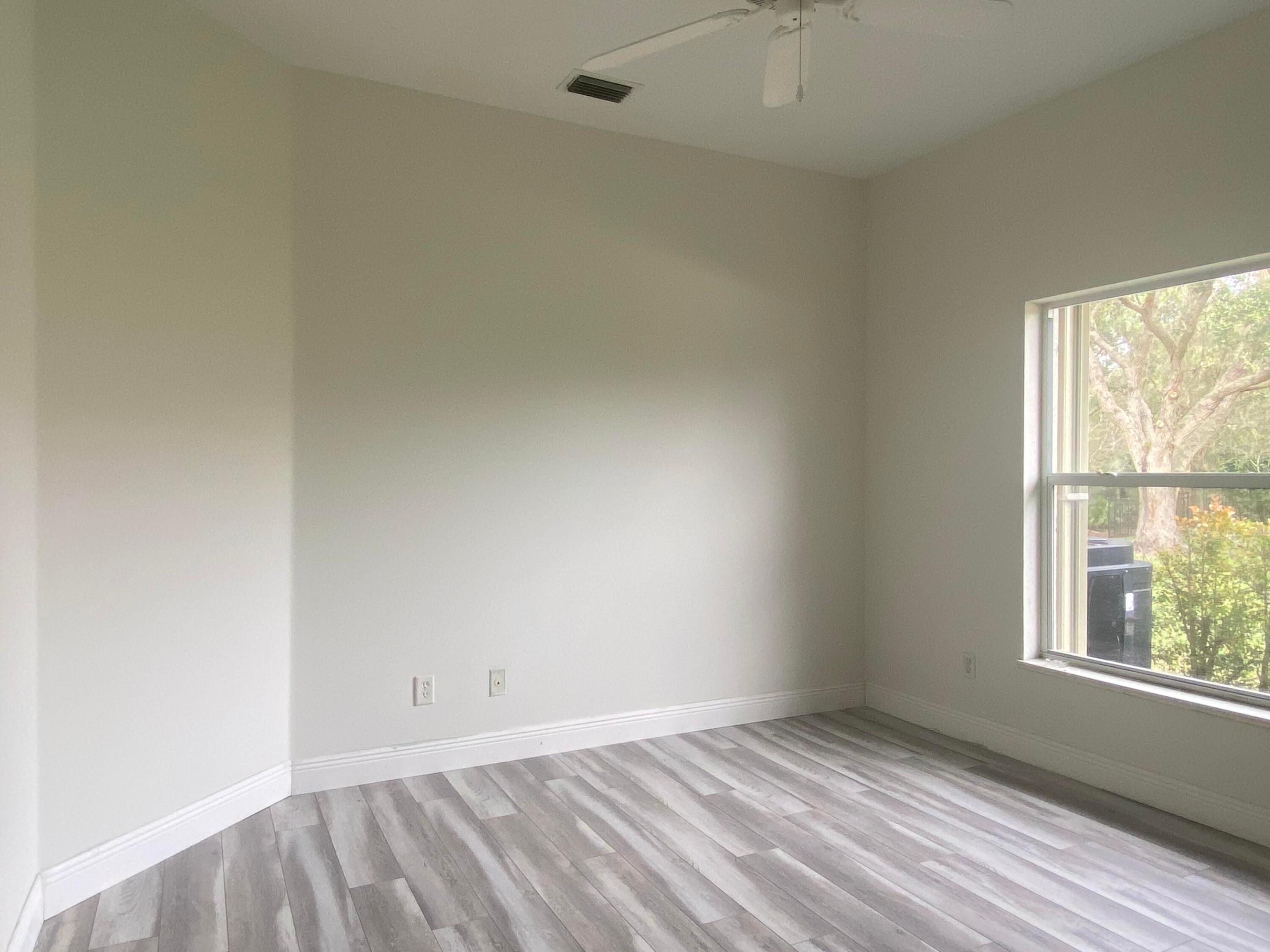 4911 SW Lake Grove Circle, Palm City