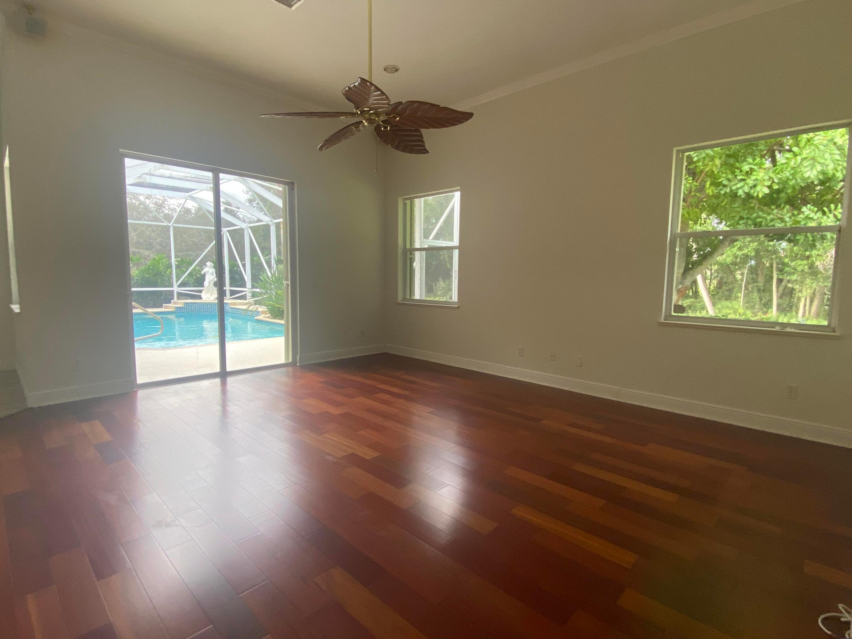 4911 SW Lake Grove Circle, Palm City