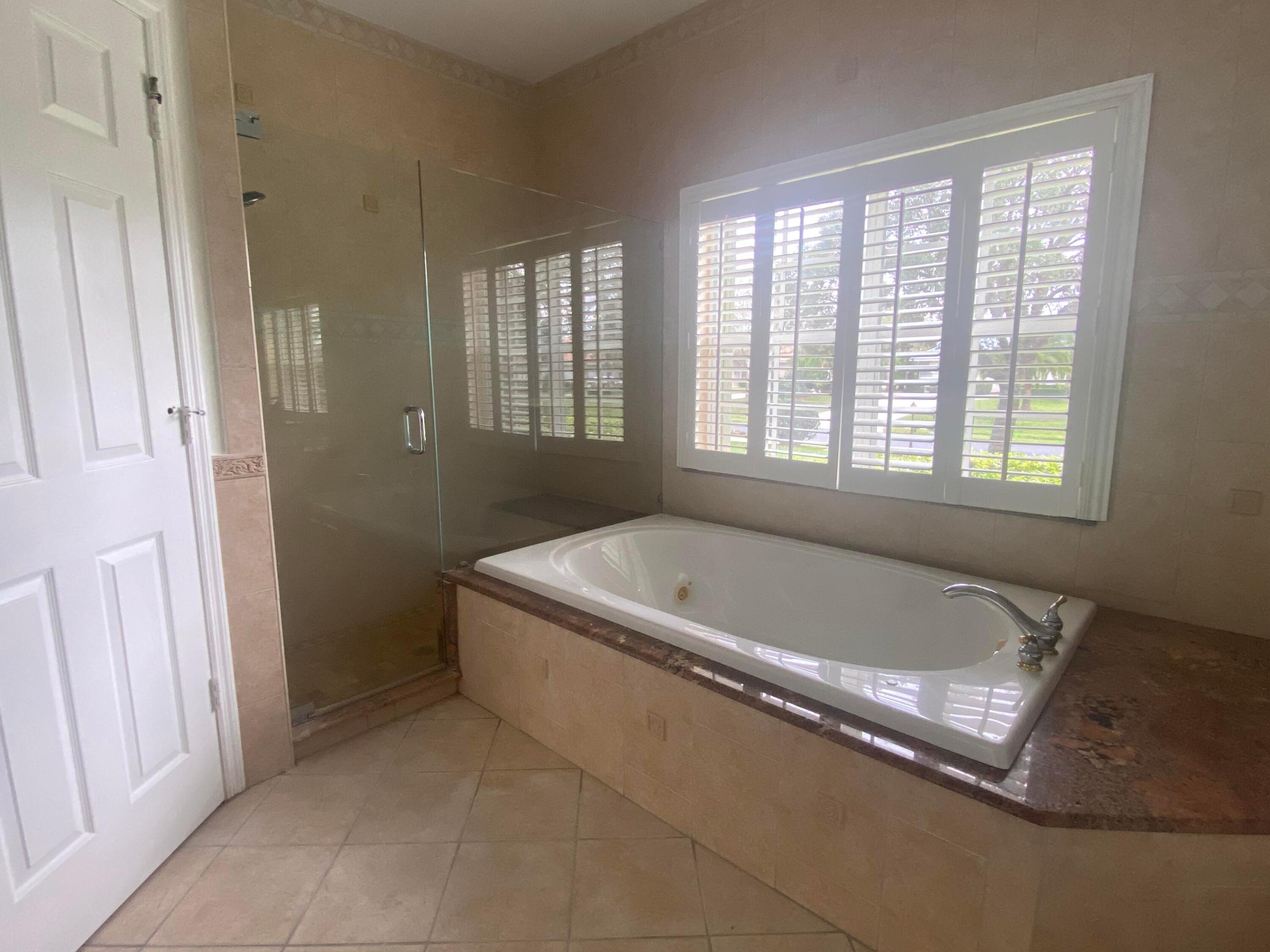 4911 SW Lake Grove Circle, Palm City