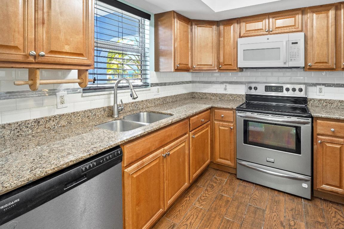 5878 SE Mitzi Lane, Stuart