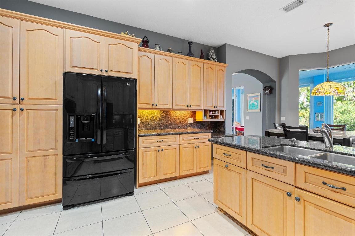 365 NE Vanda Terrado, Jensen Beach