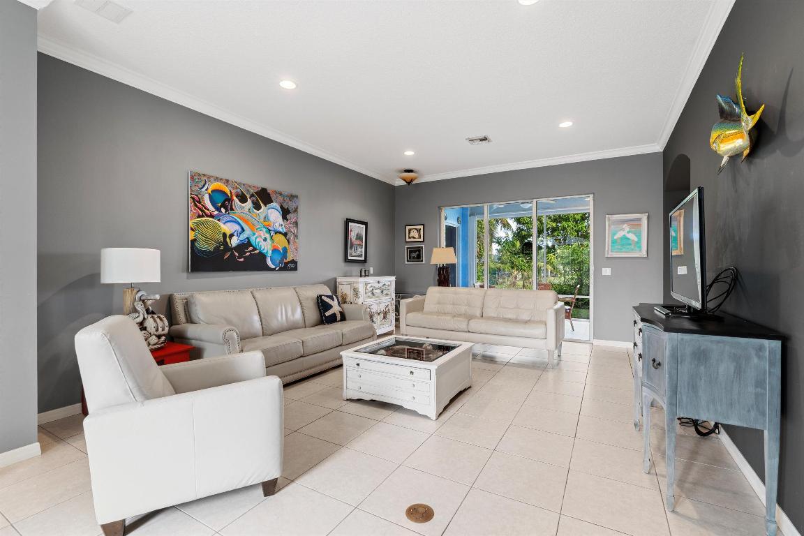 365 NE Vanda Terrado, Jensen Beach