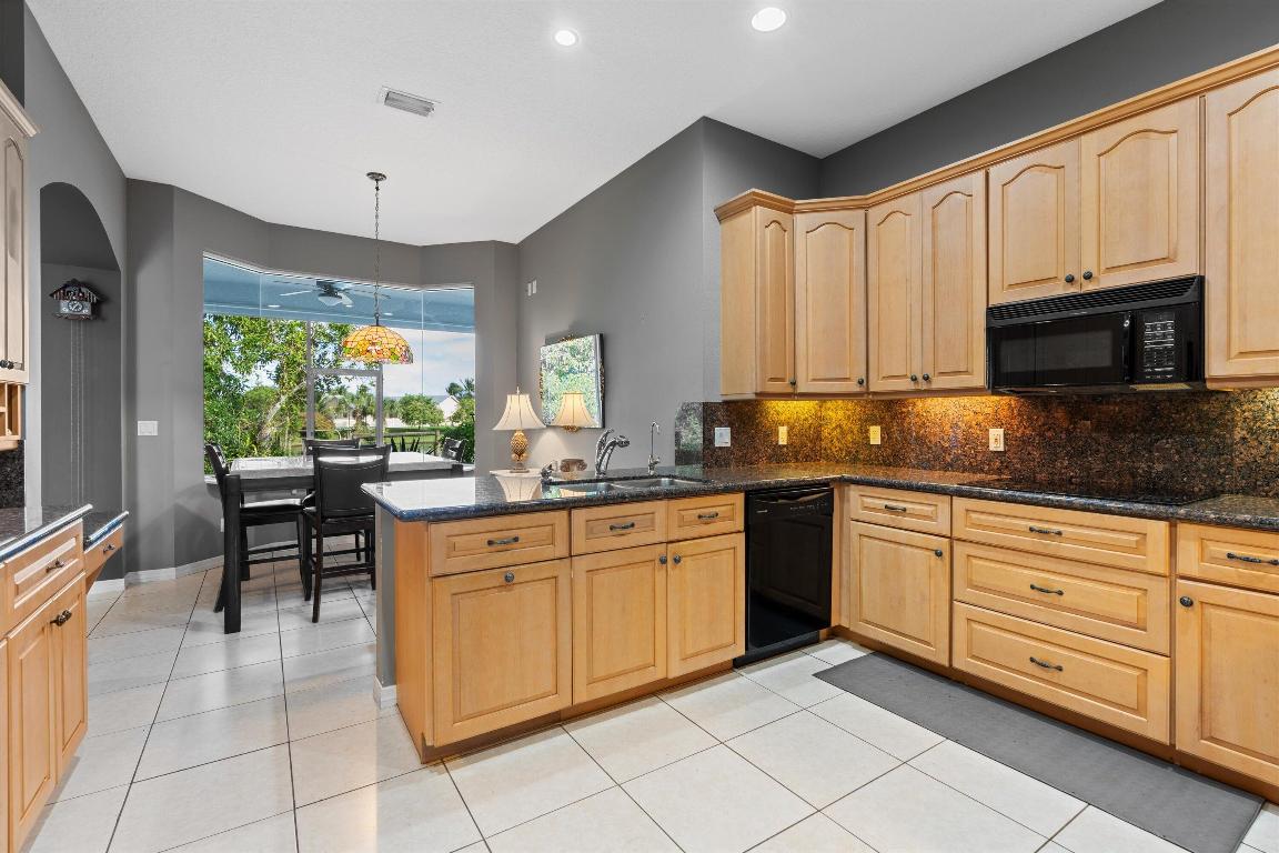 365 NE Vanda Terrado, Jensen Beach