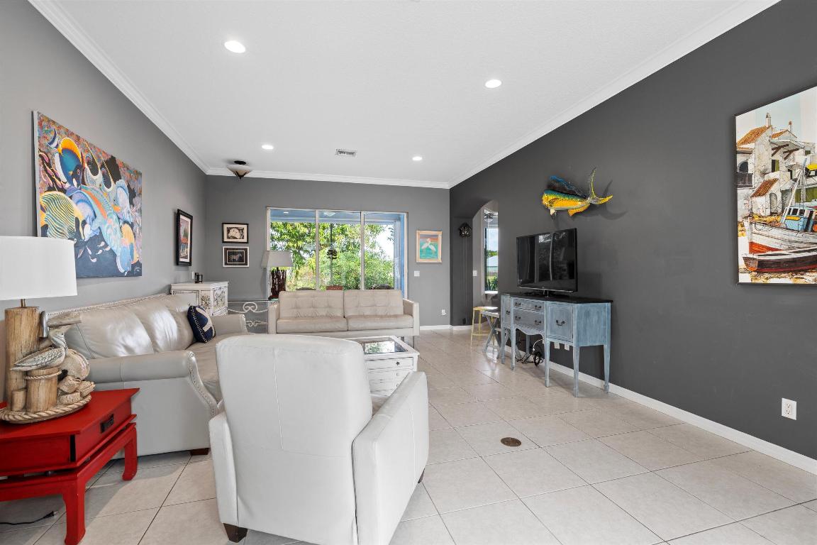 365 NE Vanda Terrado, Jensen Beach