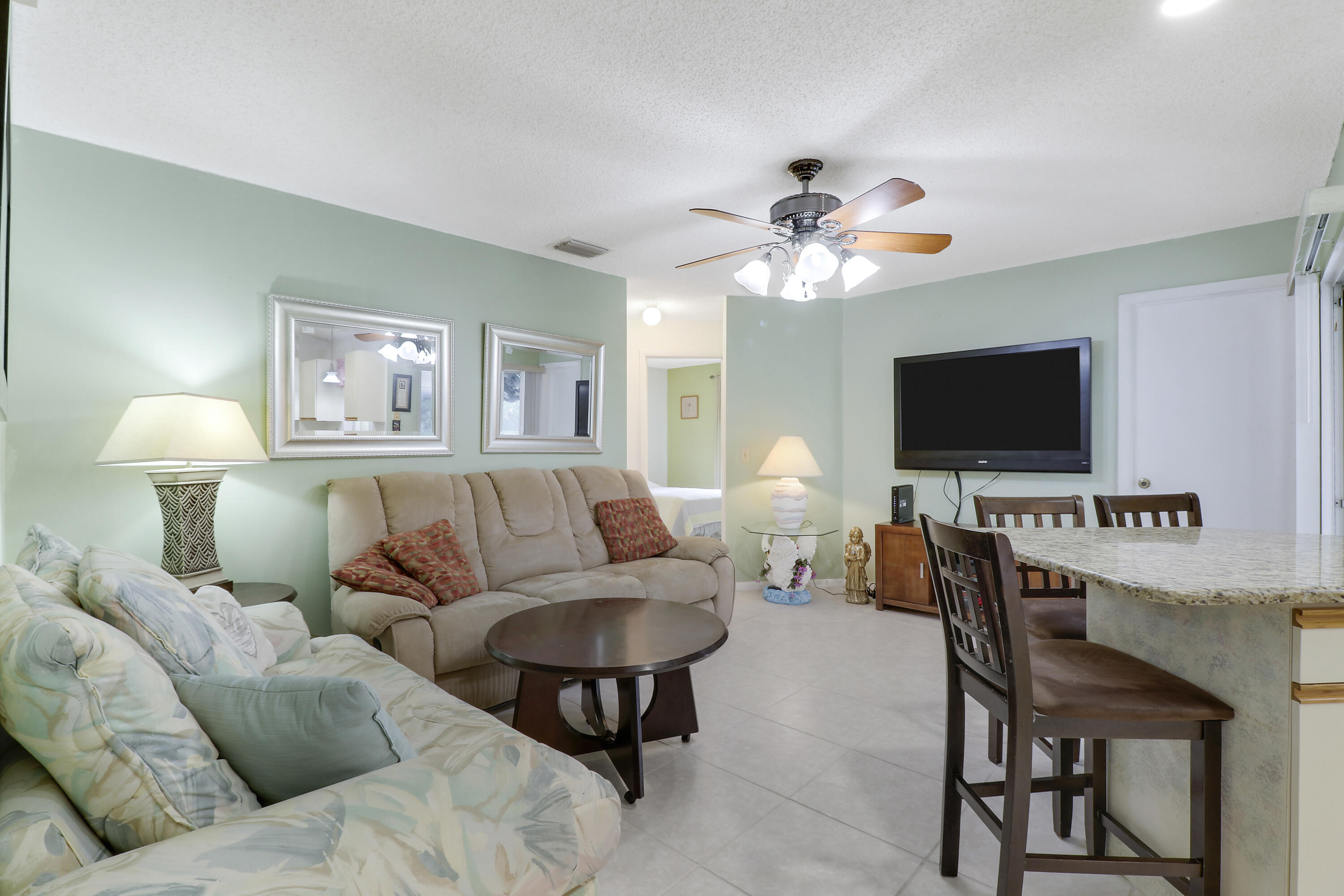 2814 SE Melaleuca Boulevard