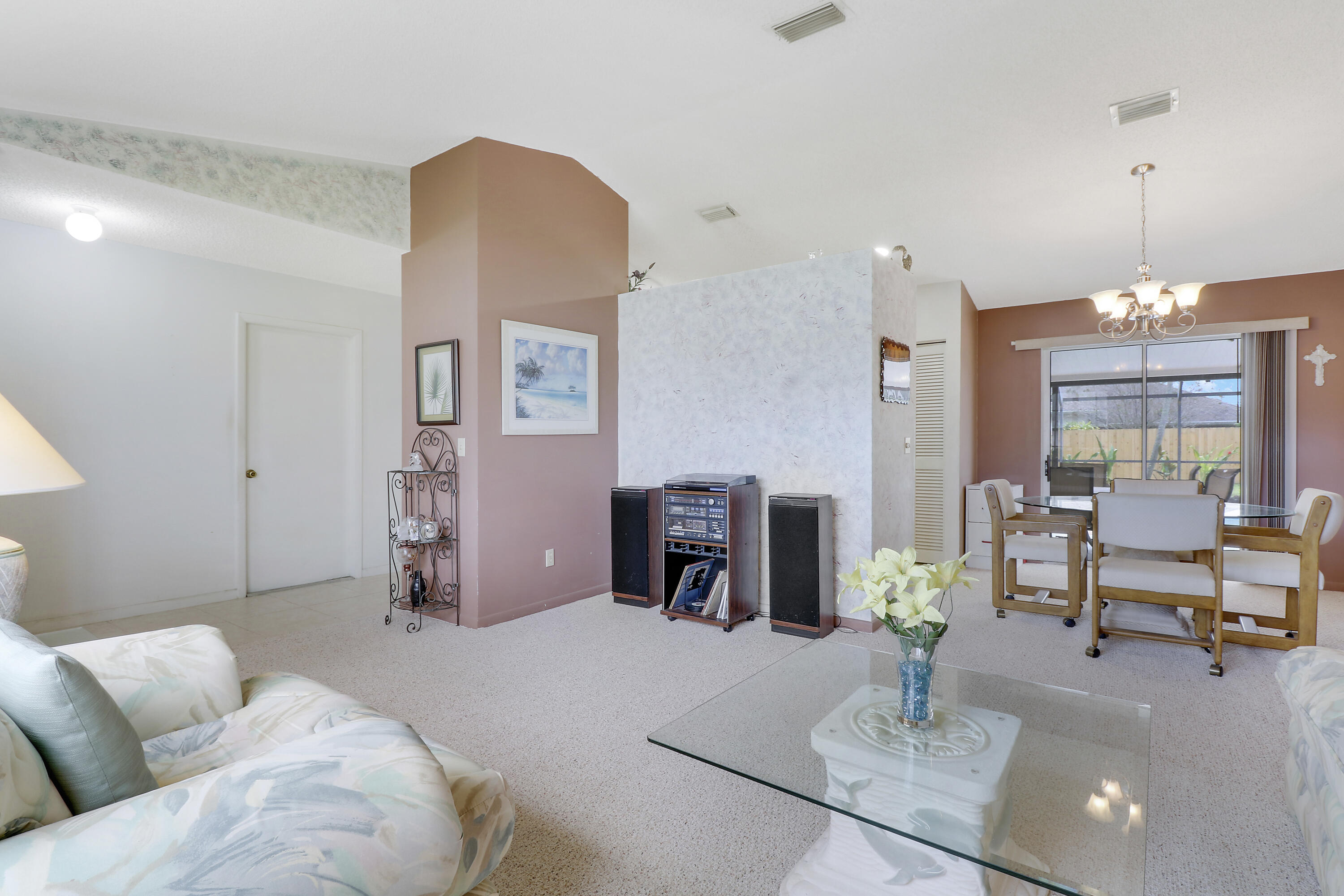 2814 SE Melaleuca Boulevard