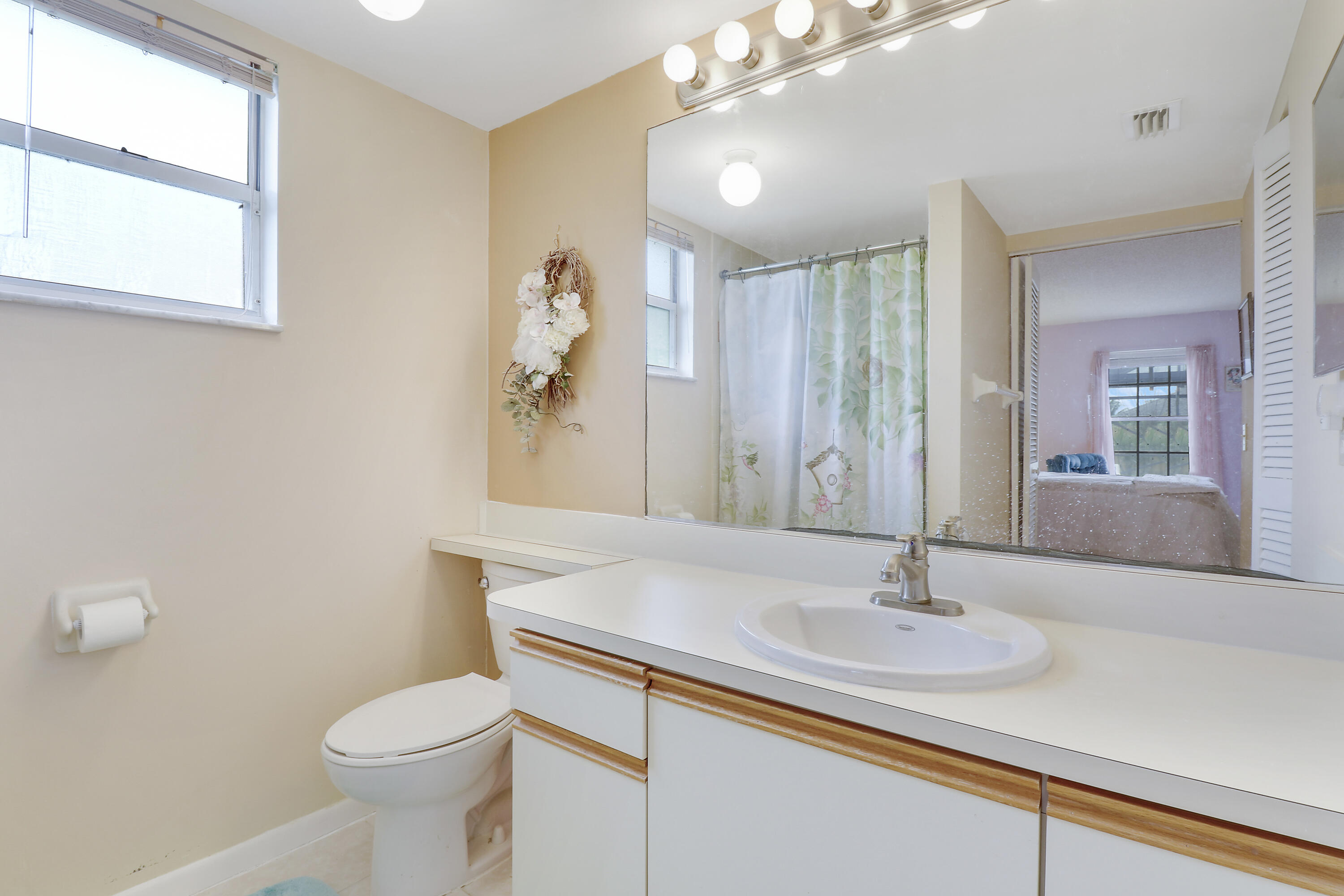 2814 SE Melaleuca Boulevard