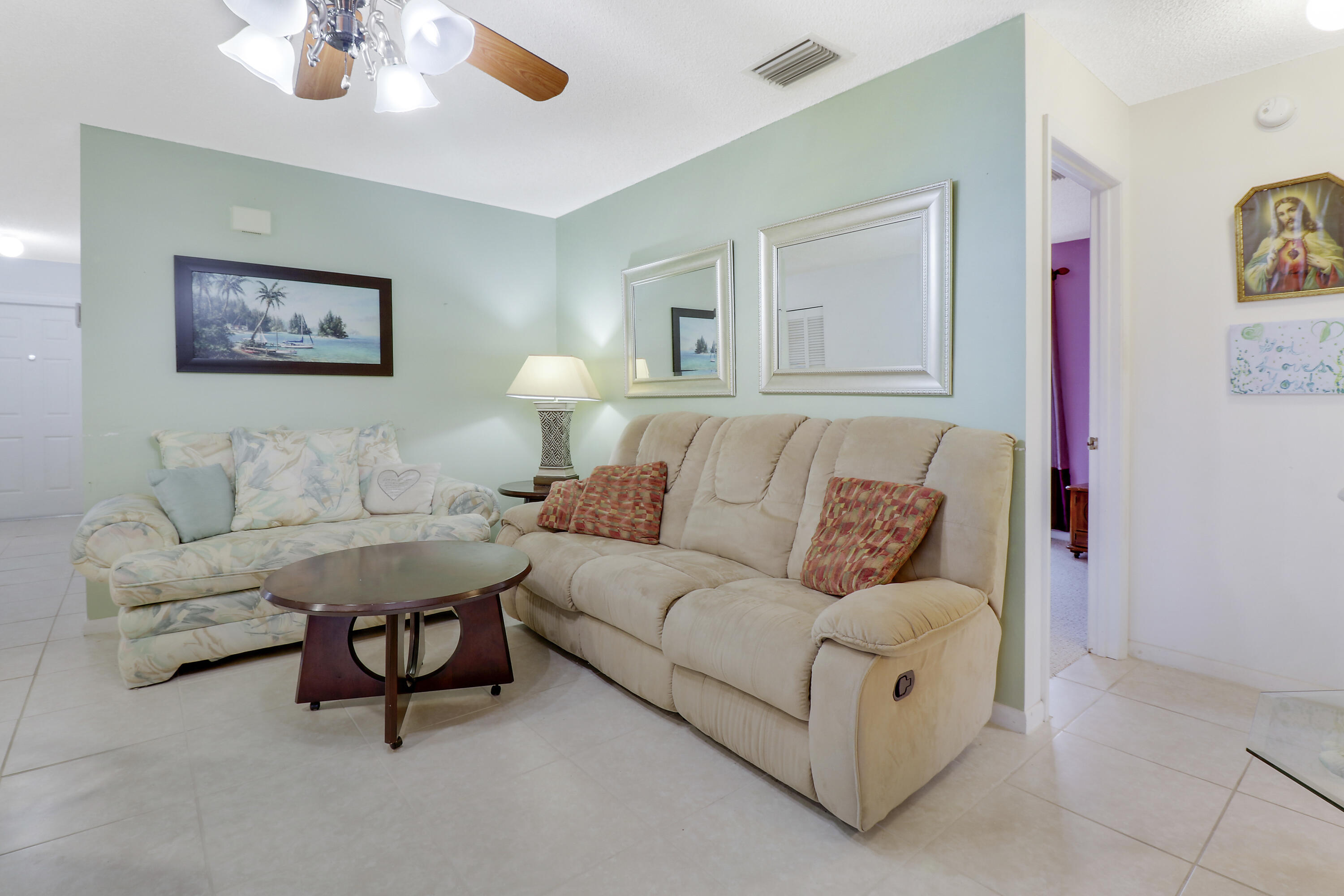 2814 SE Melaleuca Boulevard