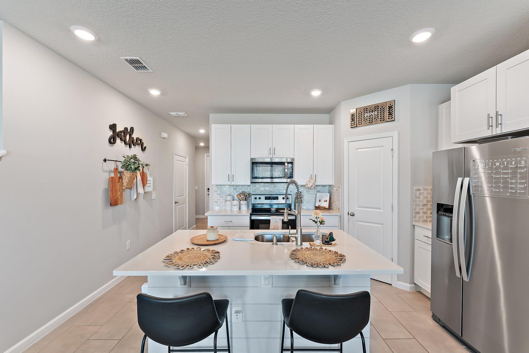 385 SE Sea Hunt Way, Stuart