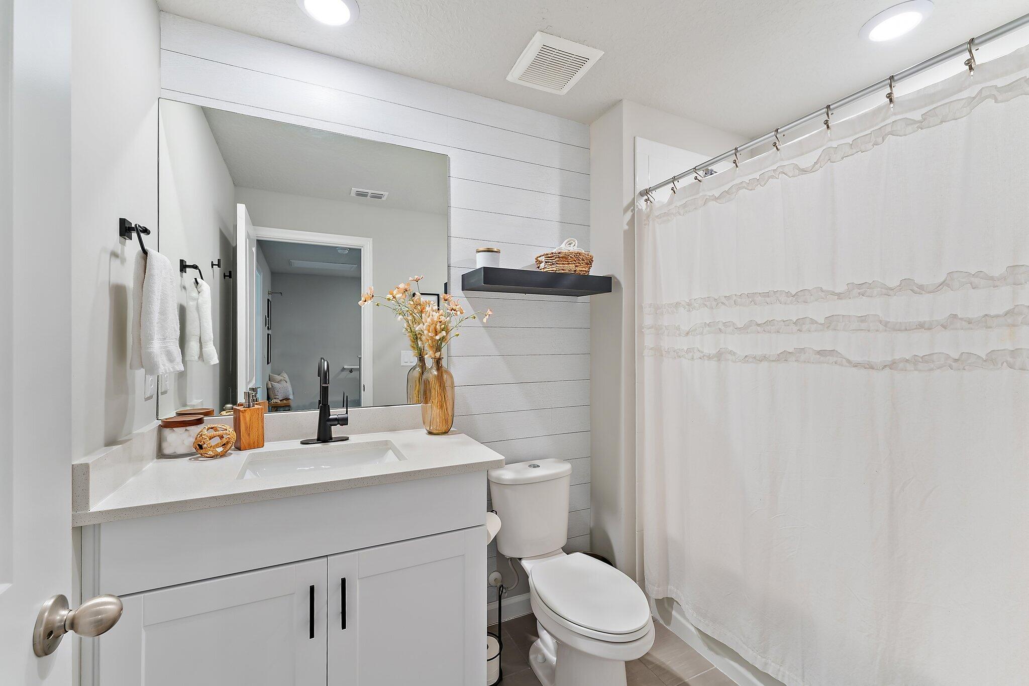 385 SE Sea Hunt Way, Stuart