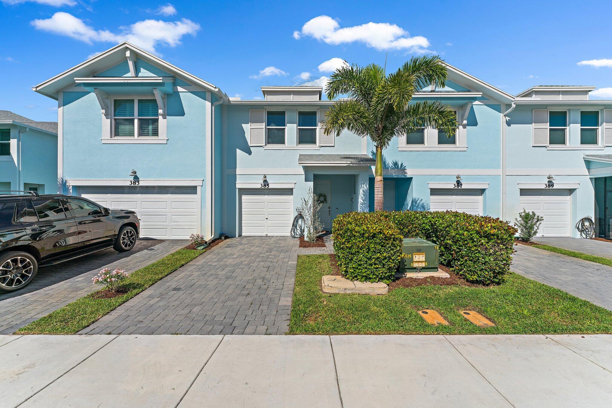 385 SE Sea Hunt Way, Stuart