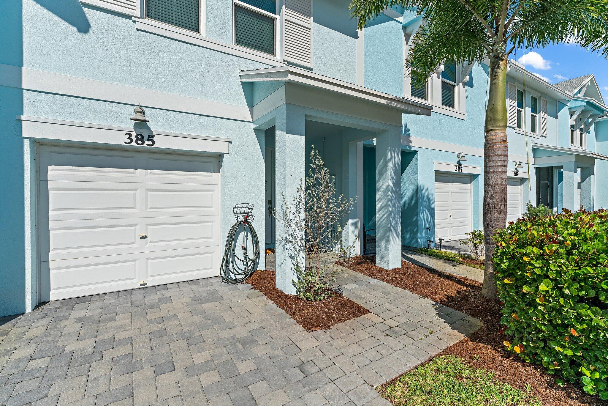 385 SE Sea Hunt Way, Stuart