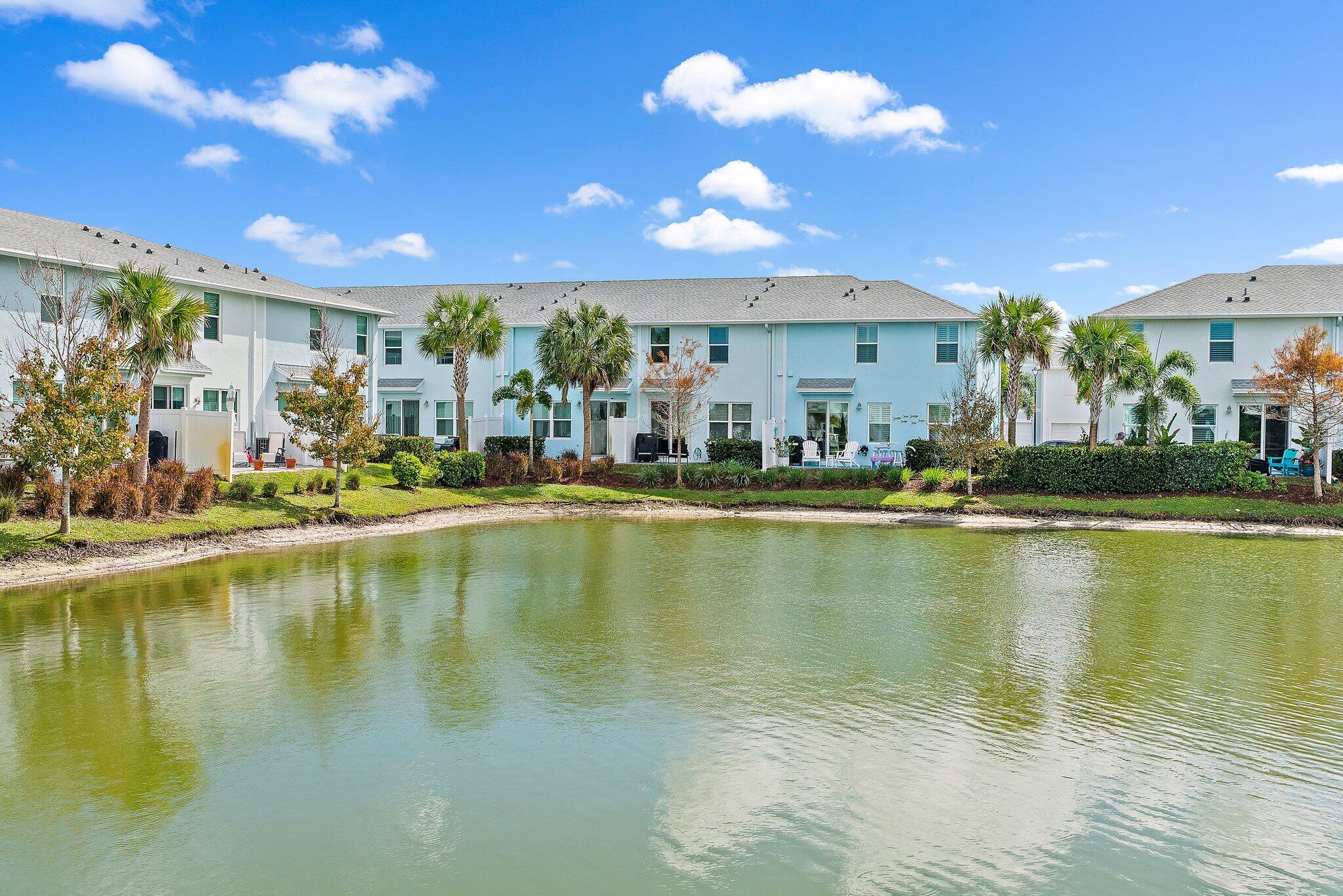 385 SE Sea Hunt Way, Stuart