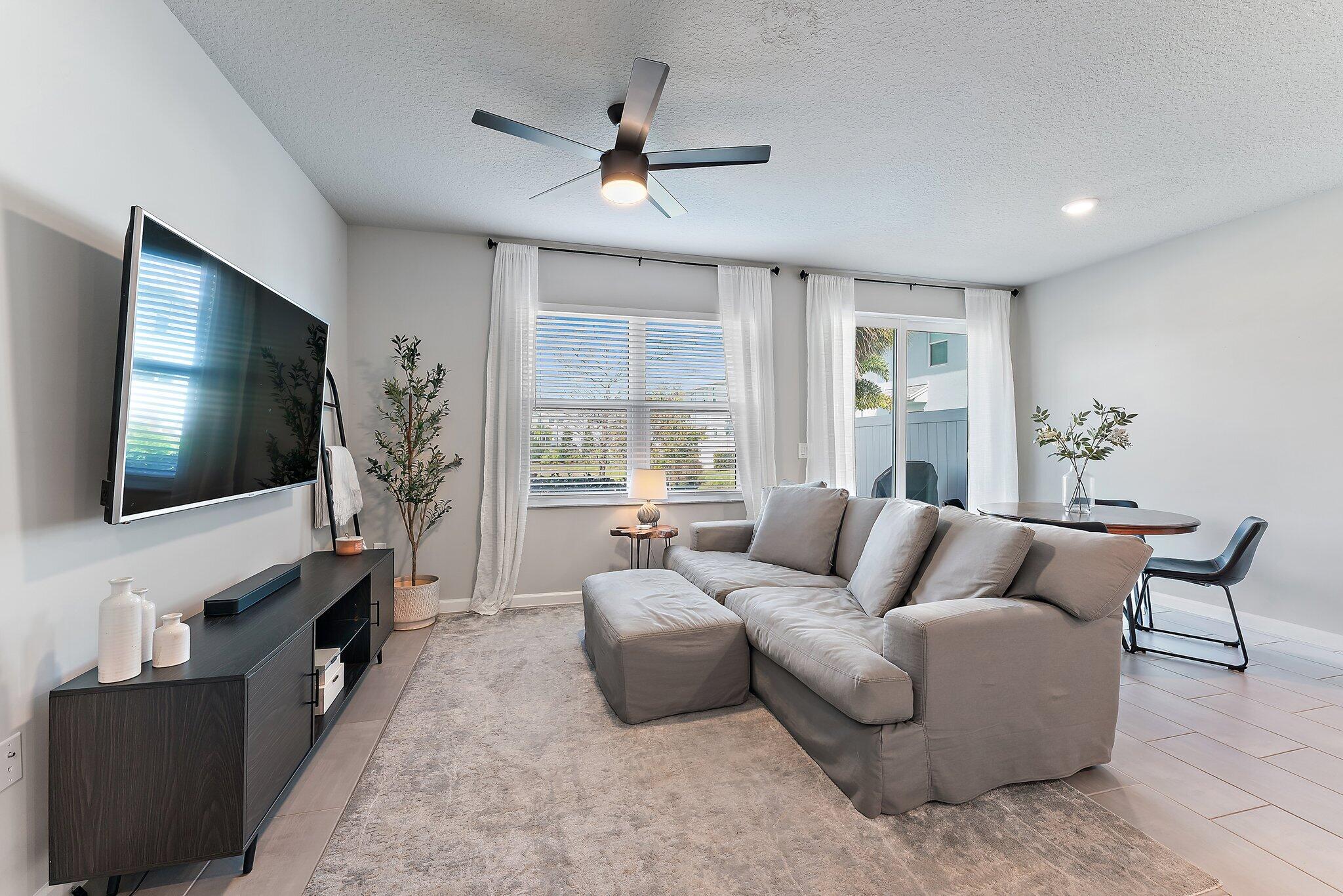 385 SE Sea Hunt Way, Stuart