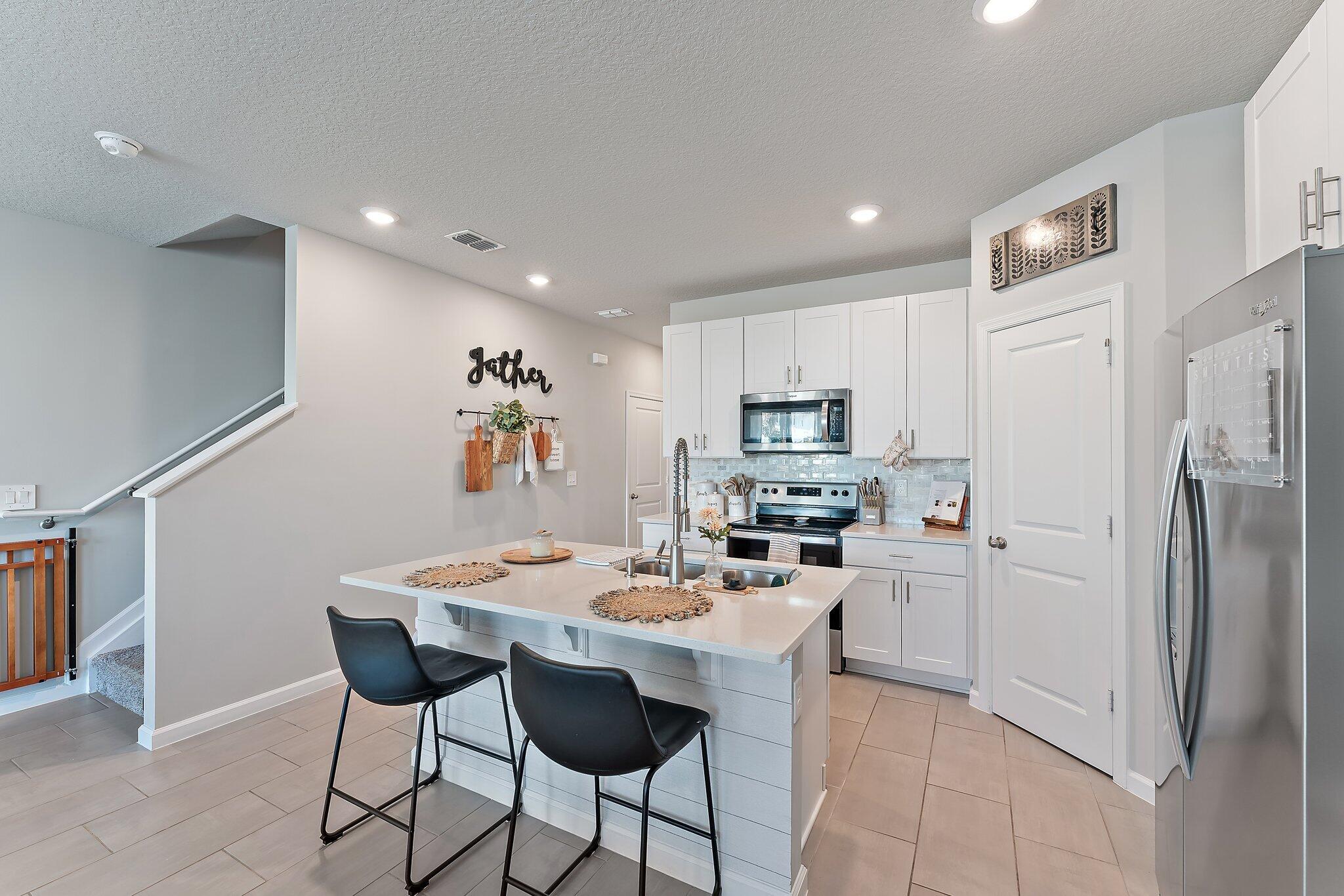 385 SE Sea Hunt Way, Stuart