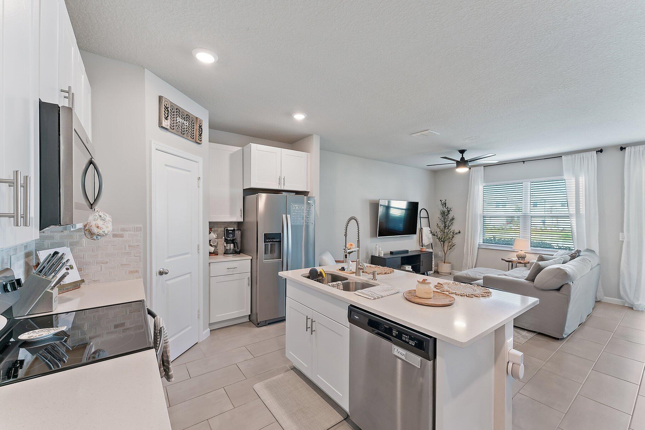 385 SE Sea Hunt Way, Stuart