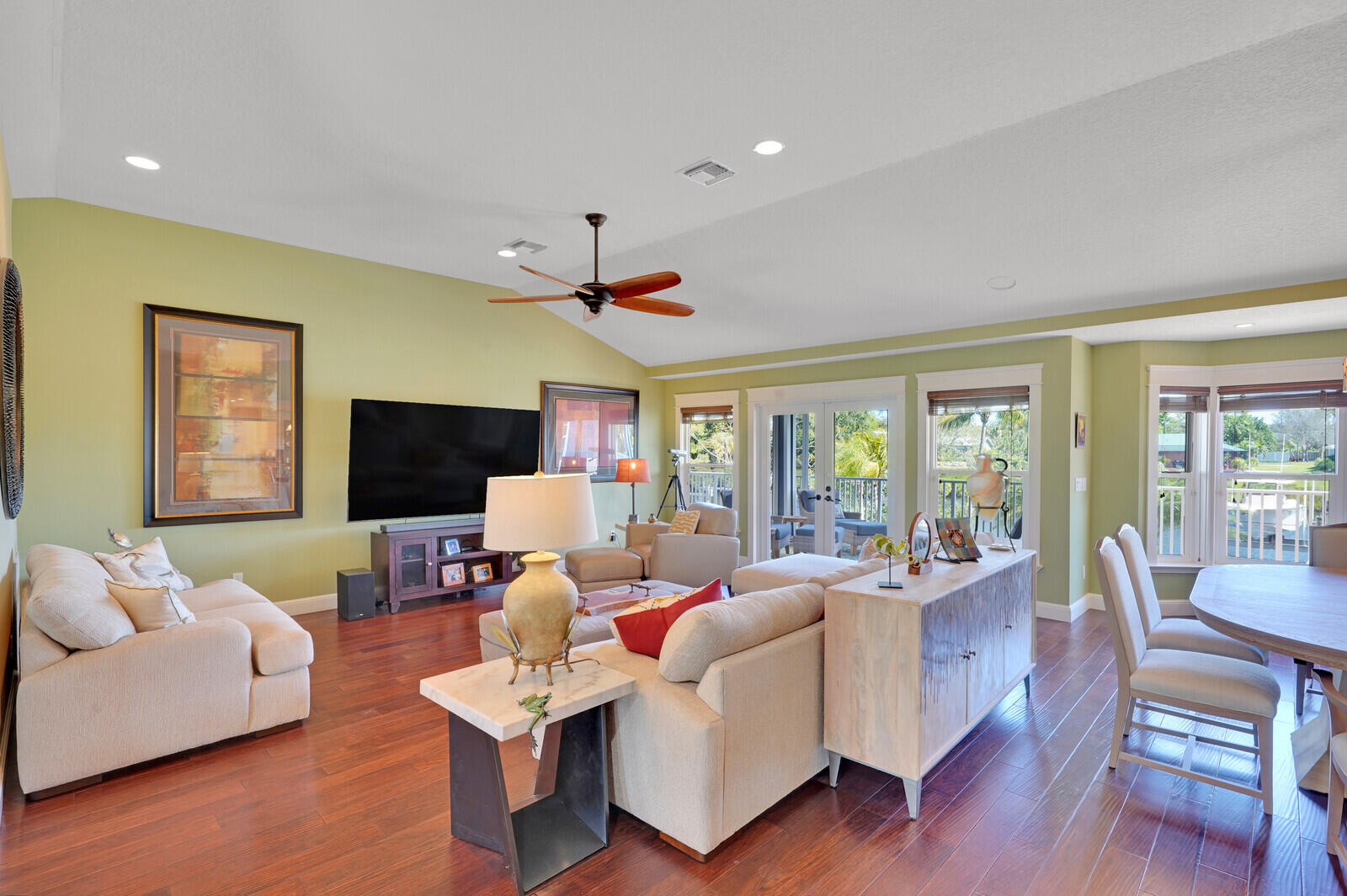 821 SW Pine Tree Lane, Palm City