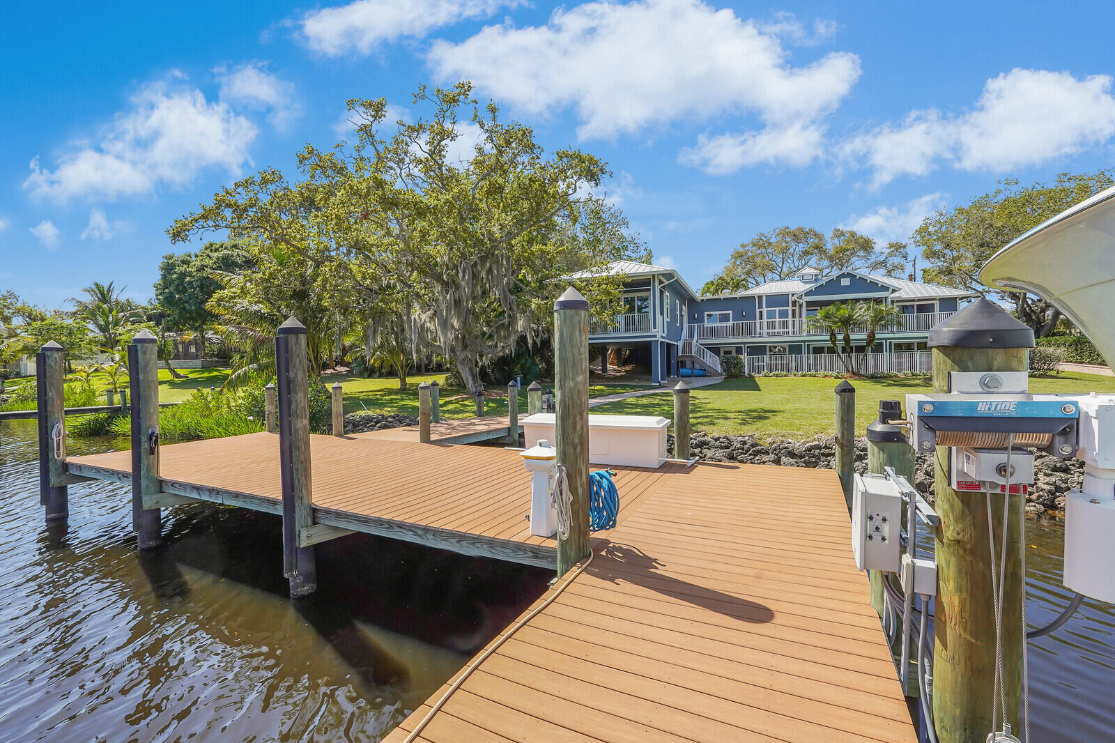 821 SW Pine Tree Lane, Palm City