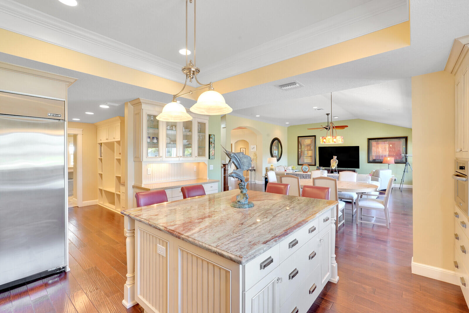 821 SW Pine Tree Lane, Palm City