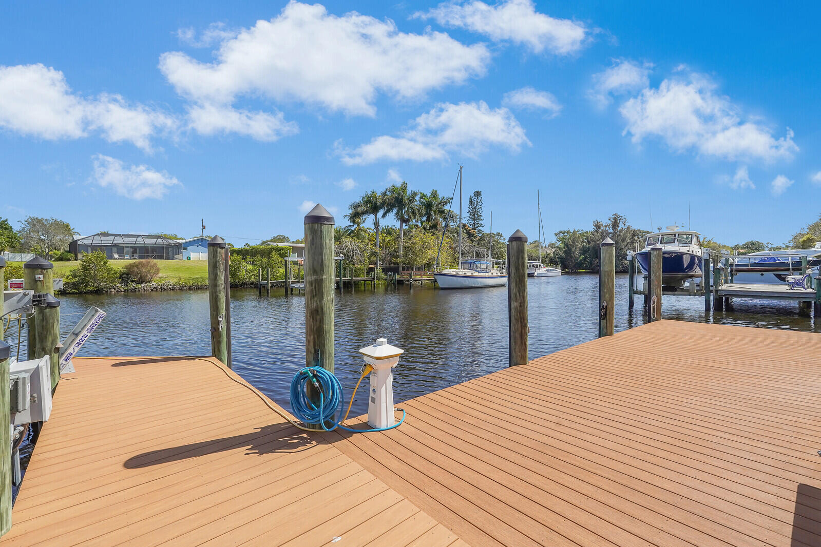 821 SW Pine Tree Lane, Palm City