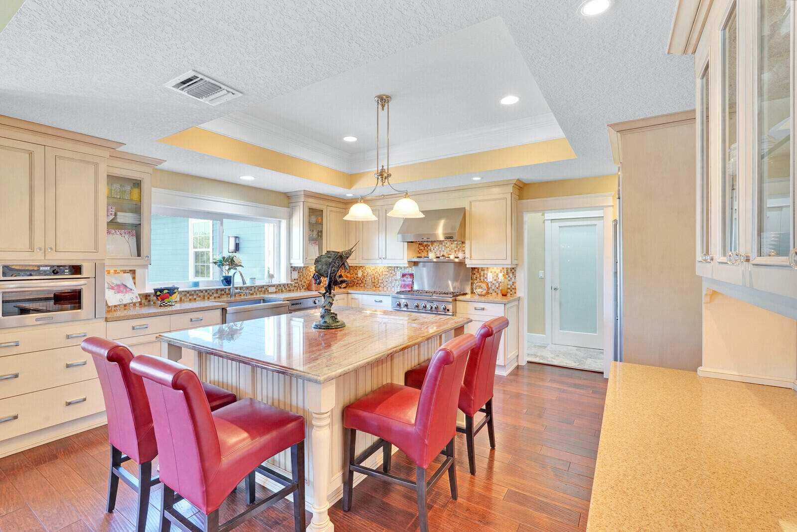 821 SW Pine Tree Lane, Palm City