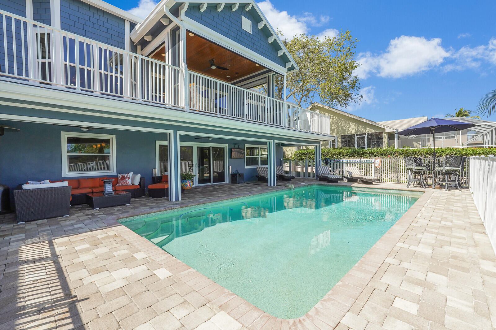 821 SW Pine Tree Lane, Palm City