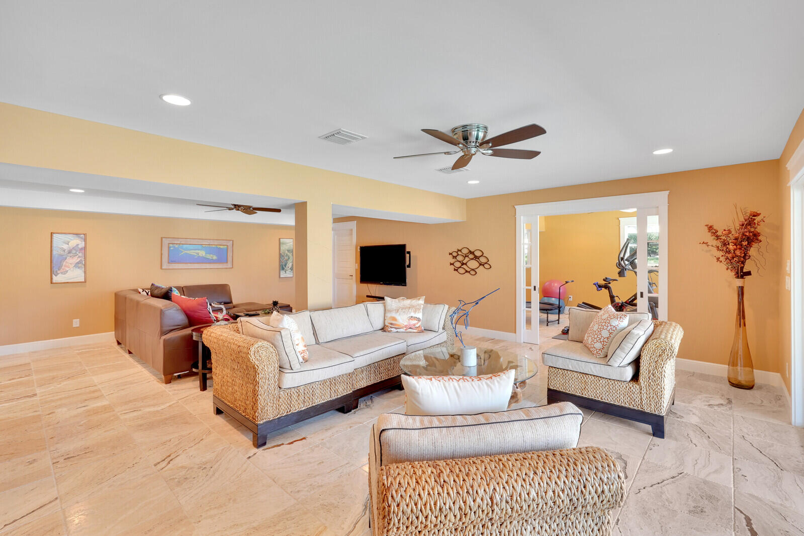 821 SW Pine Tree Lane, Palm City