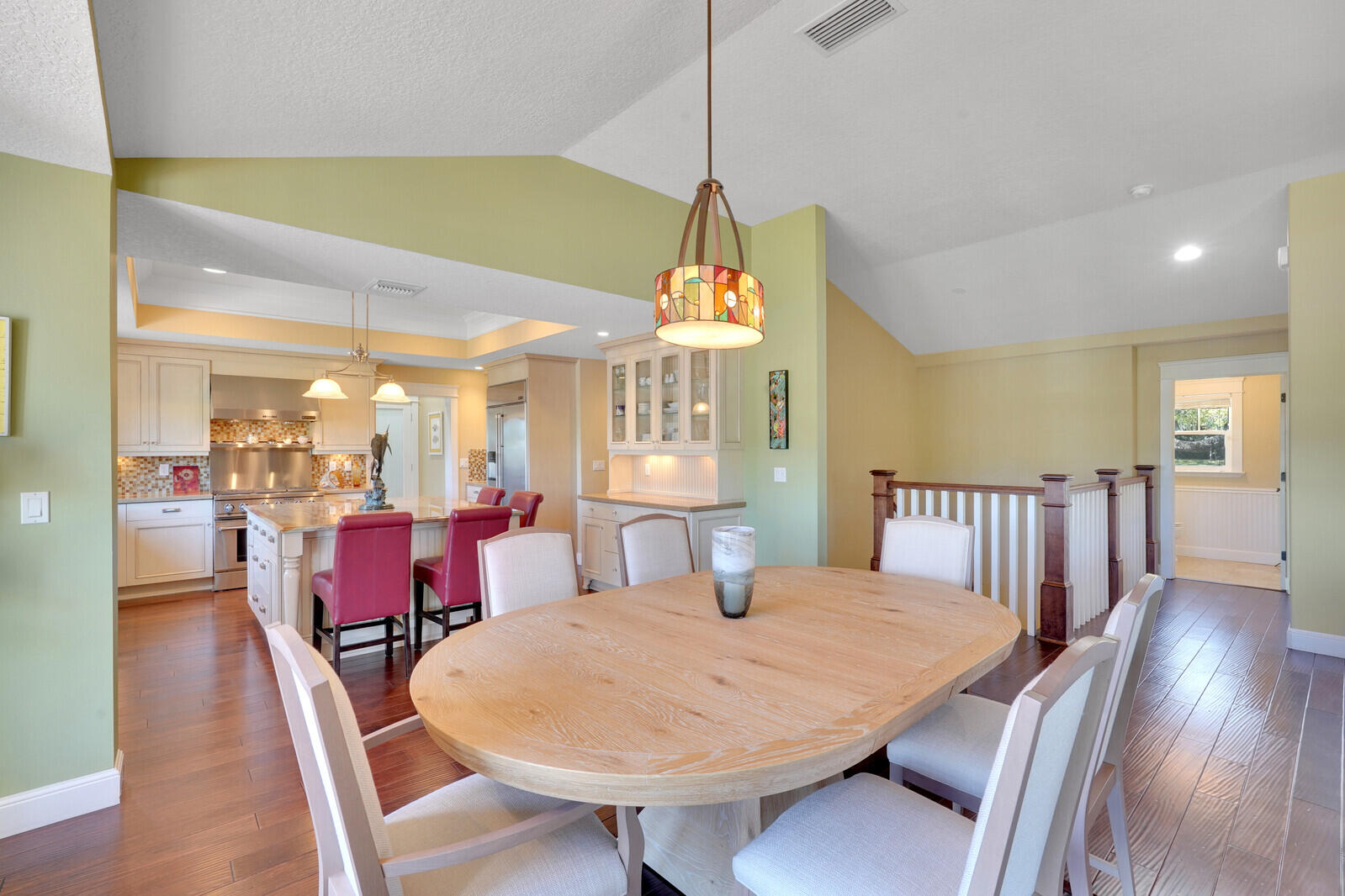 821 SW Pine Tree Lane, Palm City