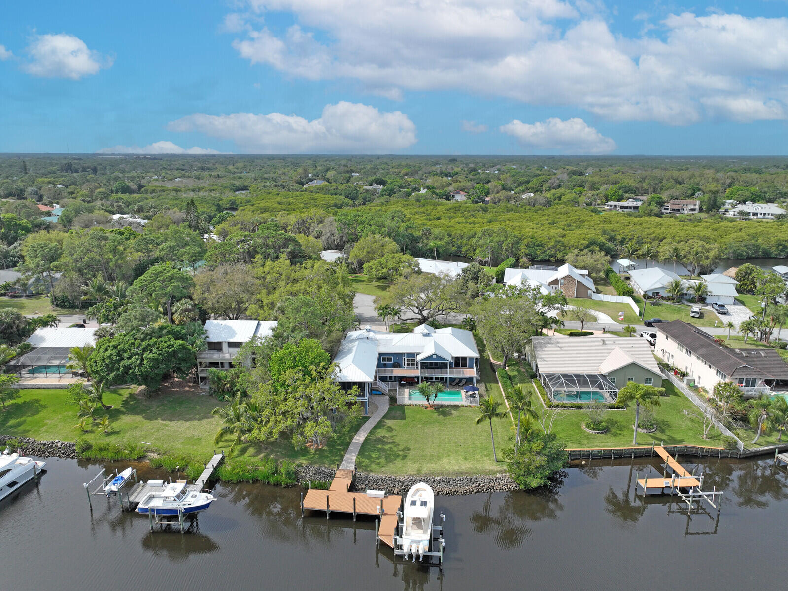 821 SW Pine Tree Lane, Palm City