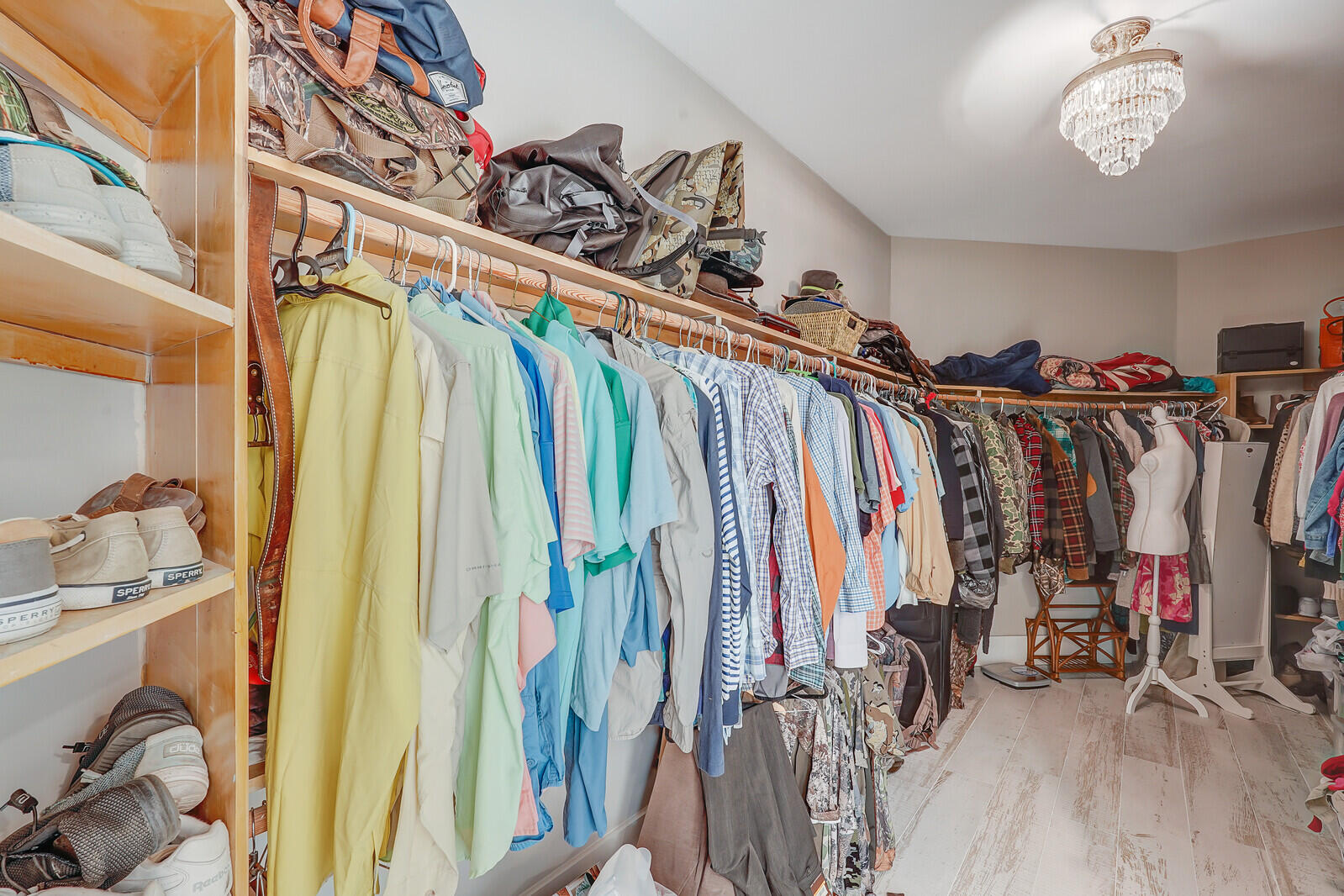 921 SW Pine Tree Lane, Palm City