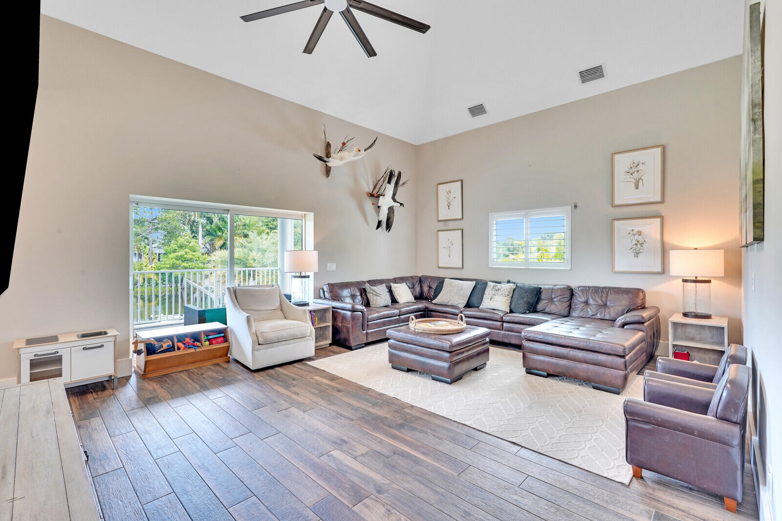 921 SW Pine Tree Lane, Palm City