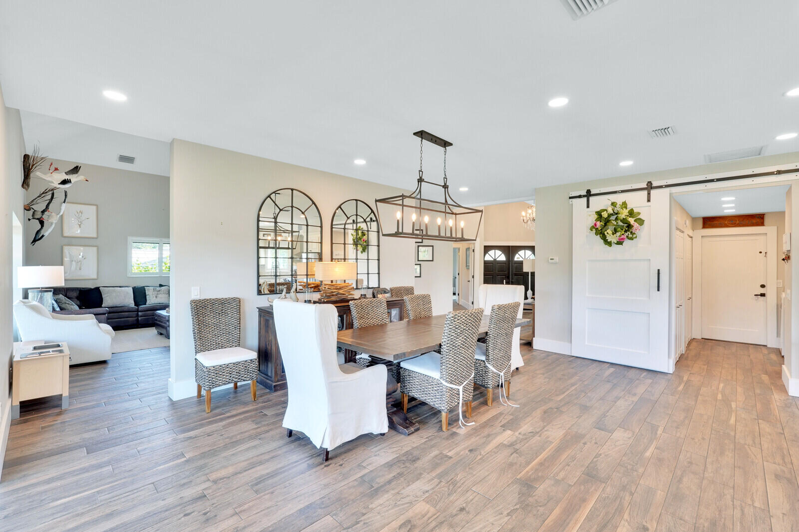 921 SW Pine Tree Lane, Palm City