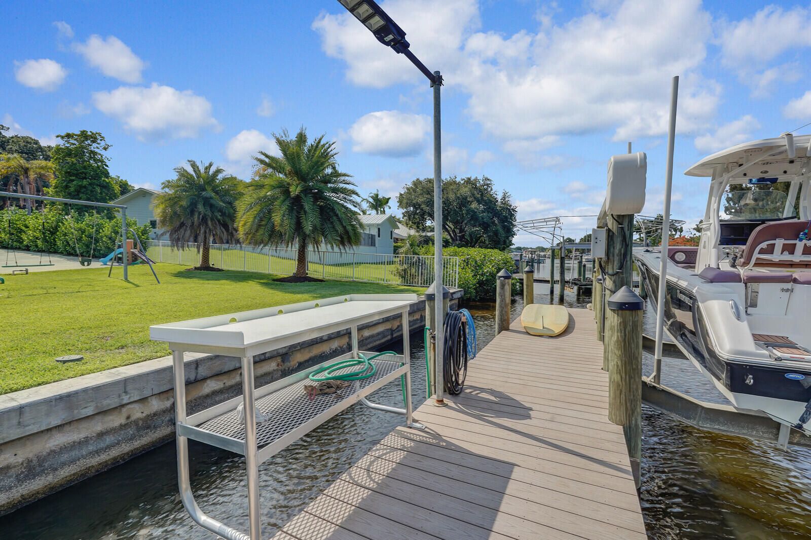 921 SW Pine Tree Lane, Palm City