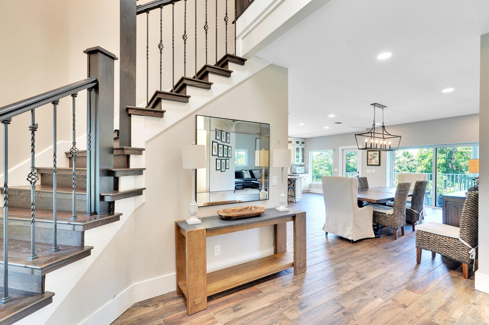 921 SW Pine Tree Lane, Palm City