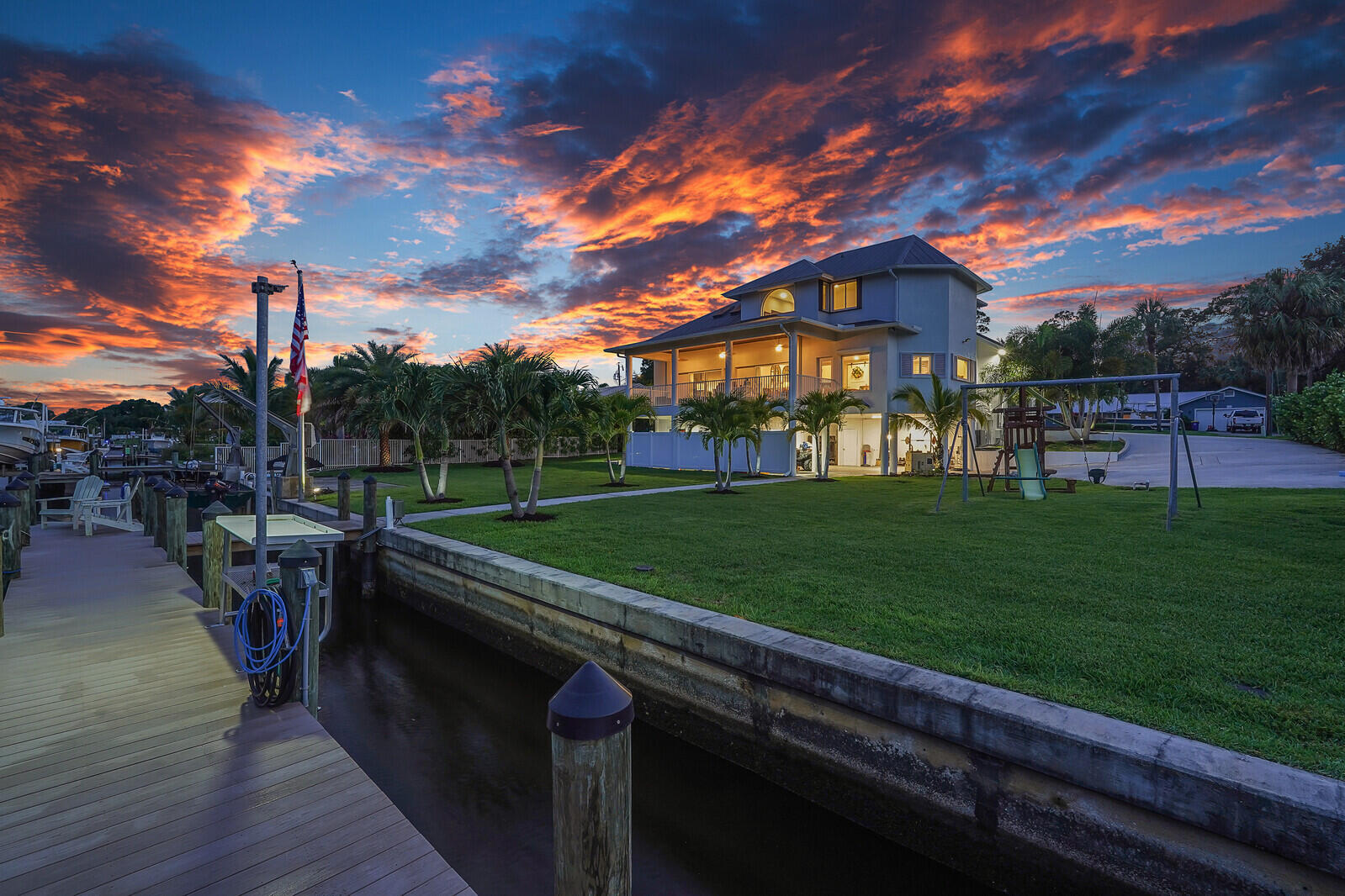 921 SW Pine Tree Lane, Palm City