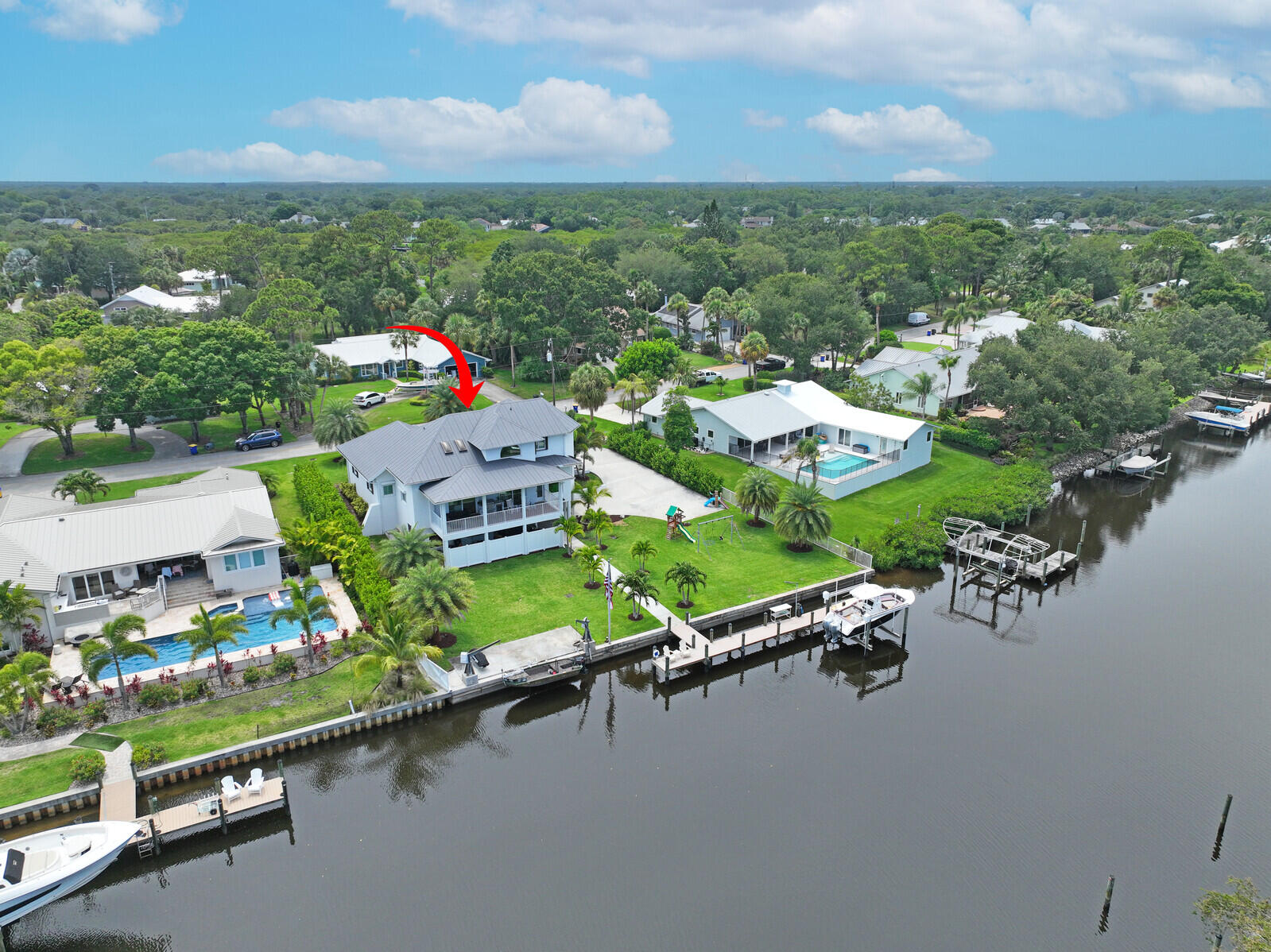 921 SW Pine Tree Lane, Palm City