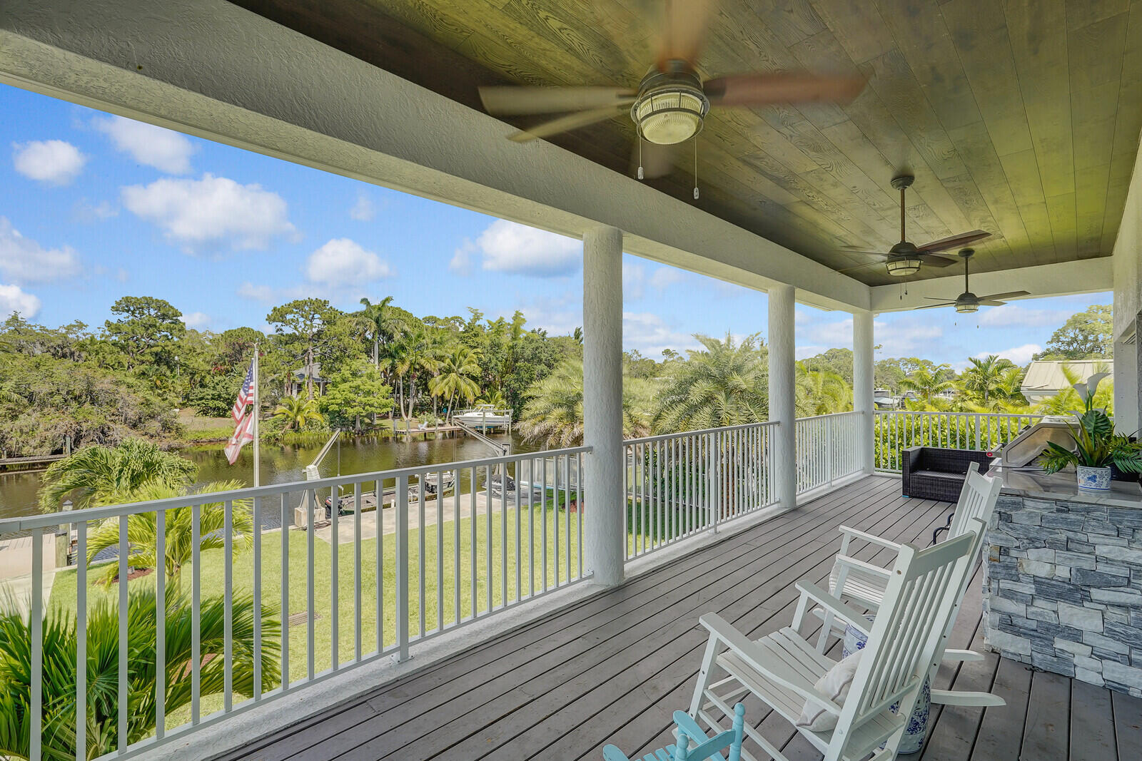 921 SW Pine Tree Lane, Palm City