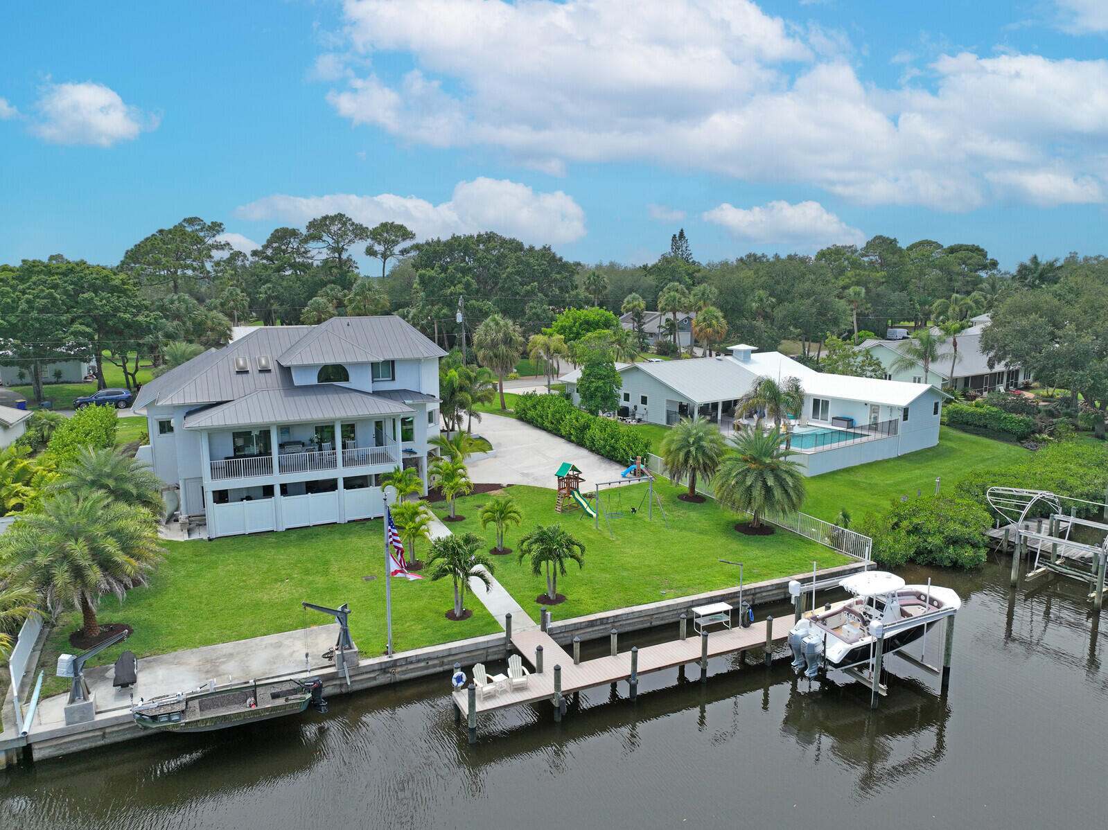 921 SW Pine Tree Lane, Palm City