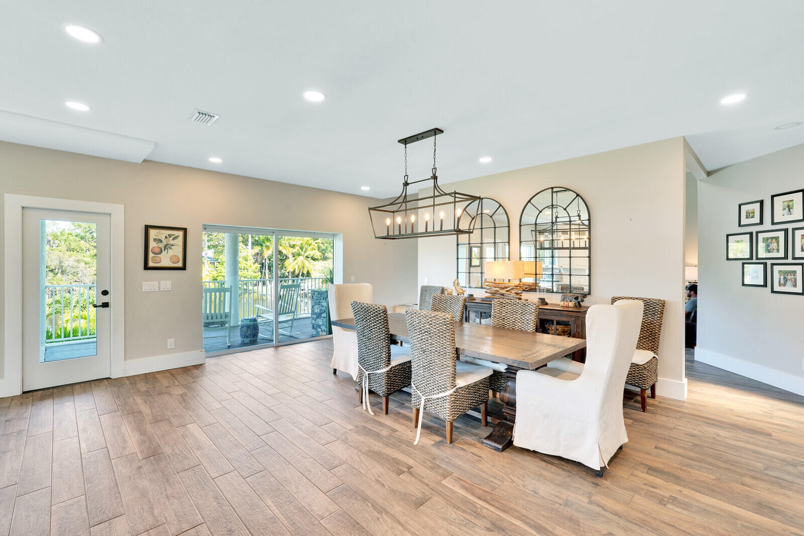 921 SW Pine Tree Lane, Palm City