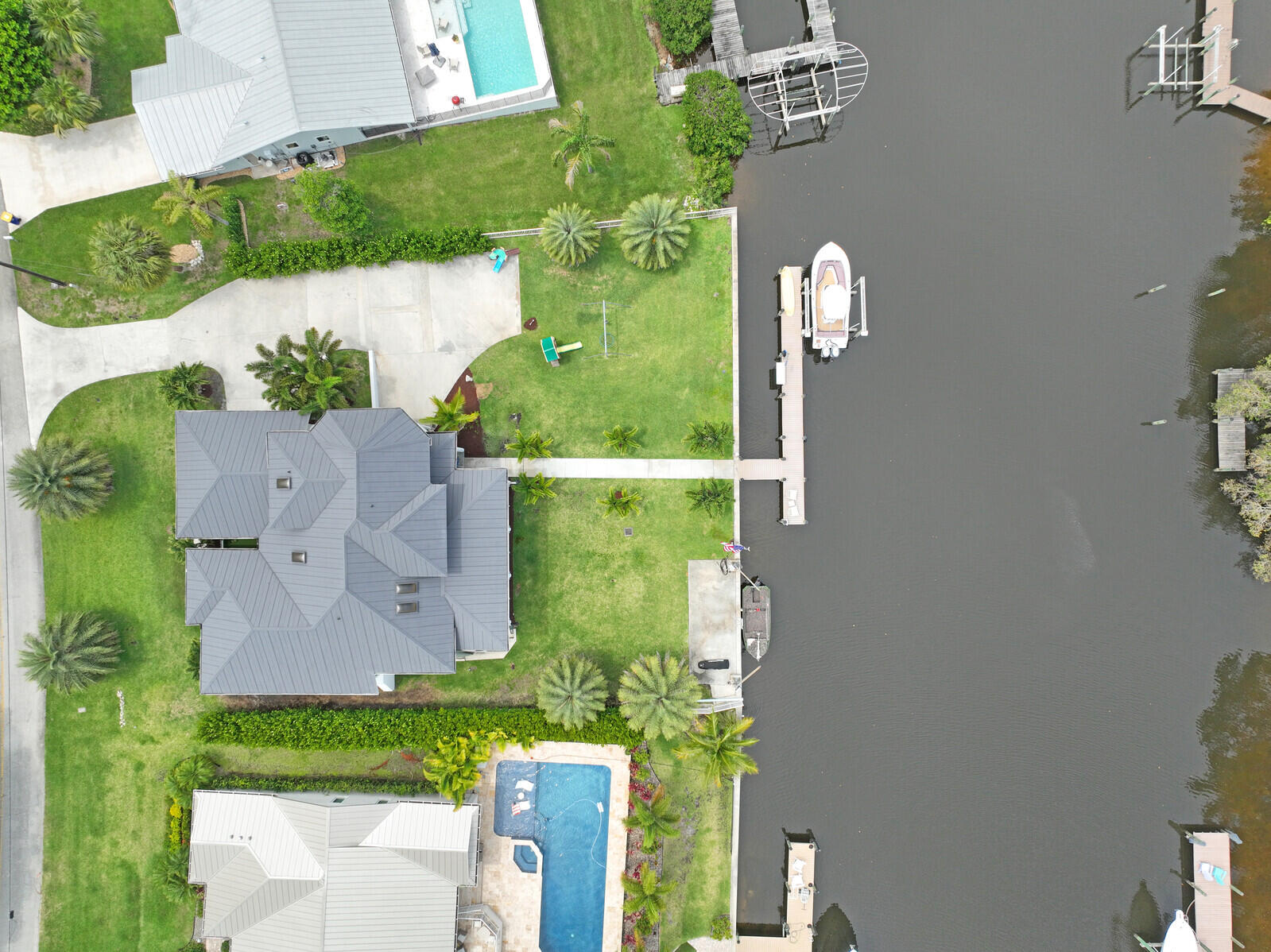 921 SW Pine Tree Lane, Palm City