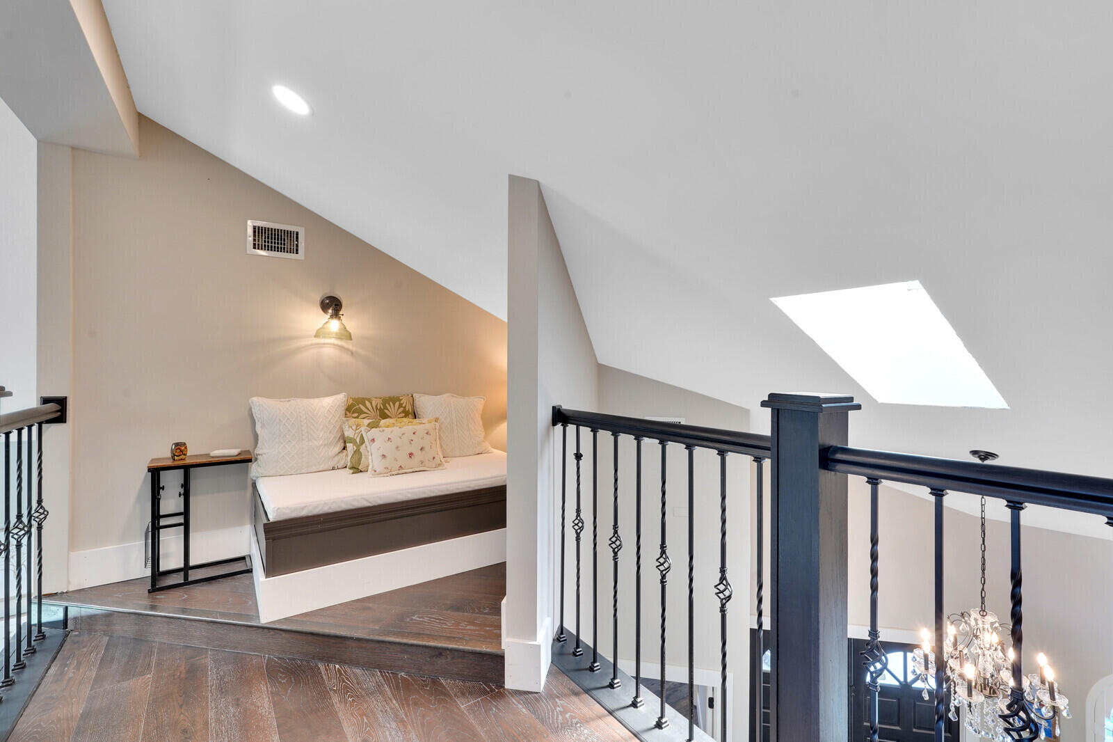 921 SW Pine Tree Lane, Palm City