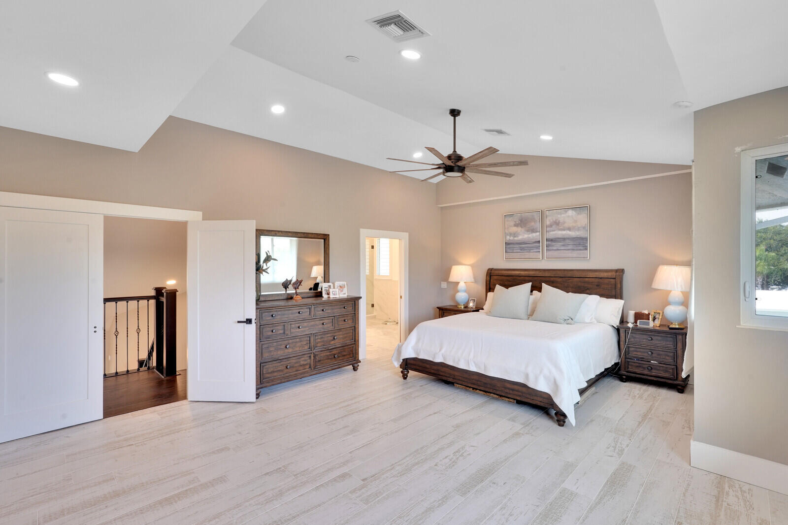 921 SW Pine Tree Lane, Palm City