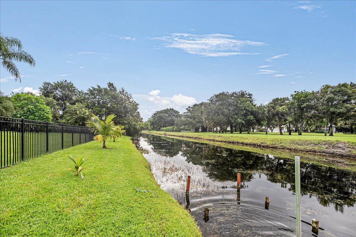 8055 Damascus Drive, Palm Beach Gardens