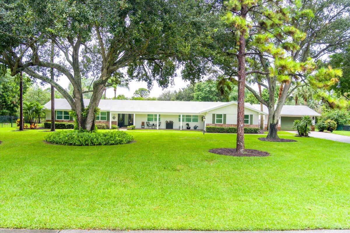 8055 Damascus Drive, Palm Beach Gardens