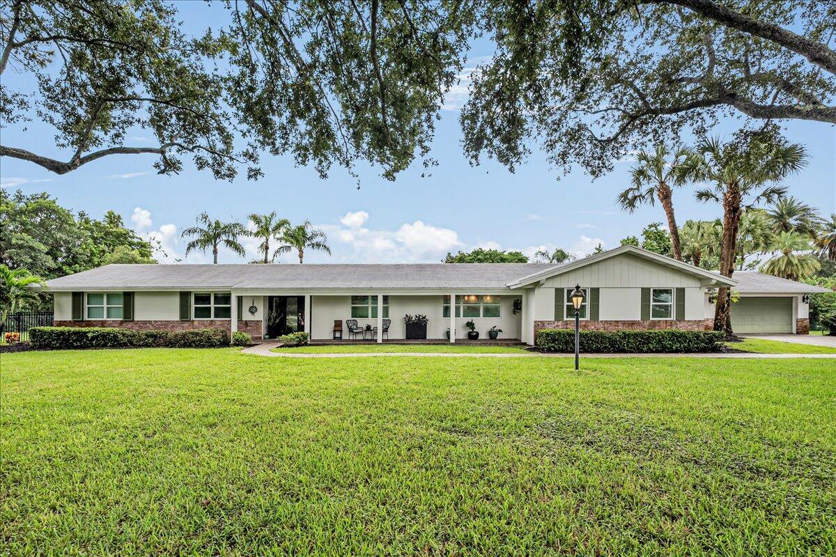 8055 Damascus Drive, Palm Beach Gardens