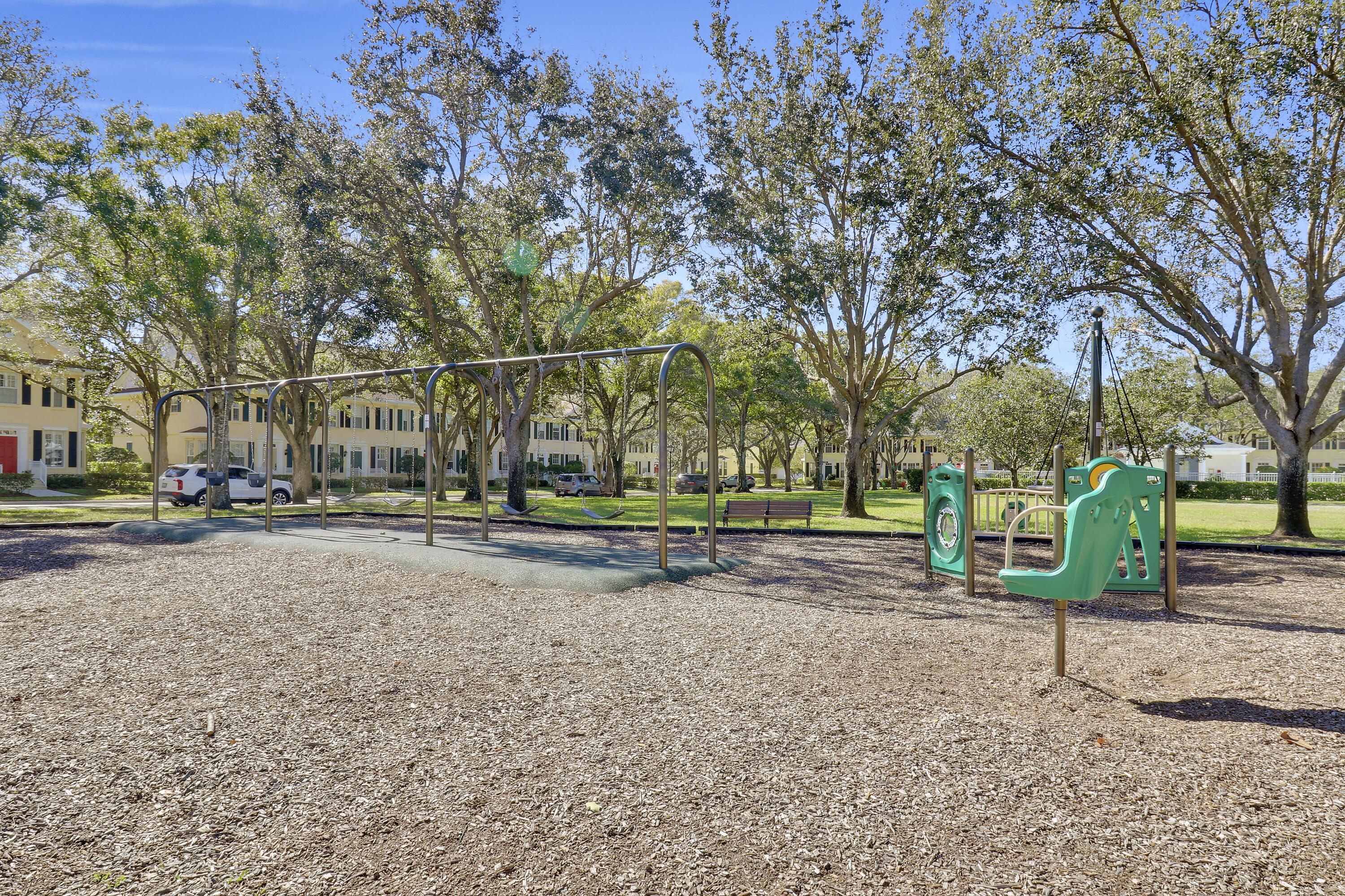 352 Jacaranda Drive, Jupiter